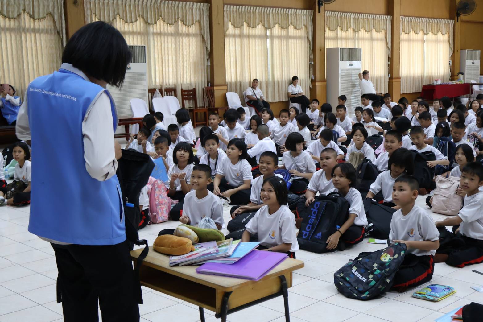 โรงเรียนวัดท่าเกวียน จัดอบรมค่ายคุณธรรมฟื้นฟูศีลธรรมโลก V-Star