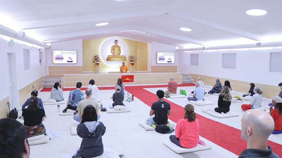 วัดพระธรรมกายจอร์เจีย จัดกิจกรรมนั่งสมาธิสำหรับชาวท้องถิ่น