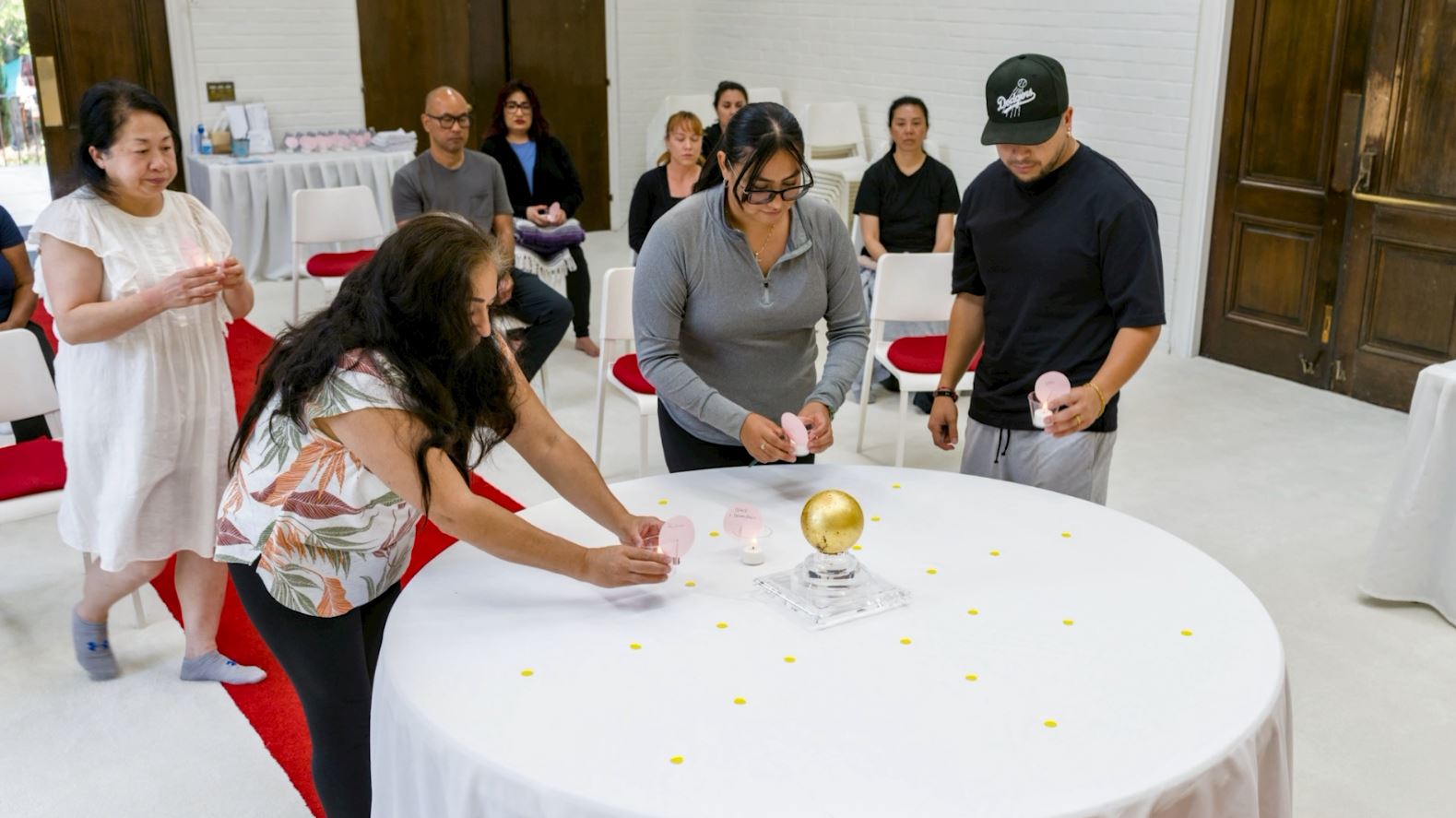 วัดพระธรรมกายแคลิฟอร์เนีย จัดกิจกรรม Full Moon Meditation
