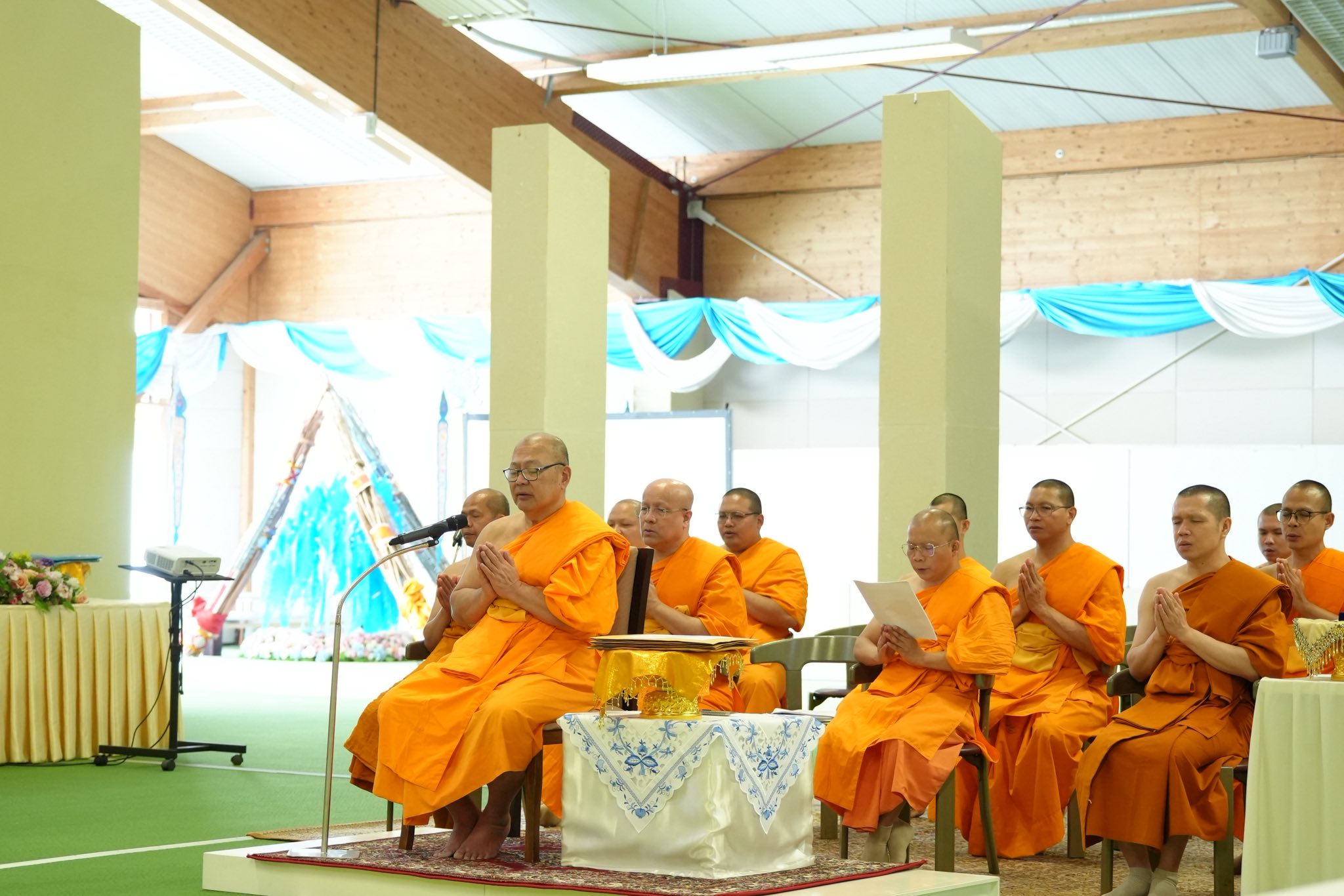 พิธีเปิดสอบธรรมสนามหลวง ณ วัดพระธรรมกายบาวาเรีย