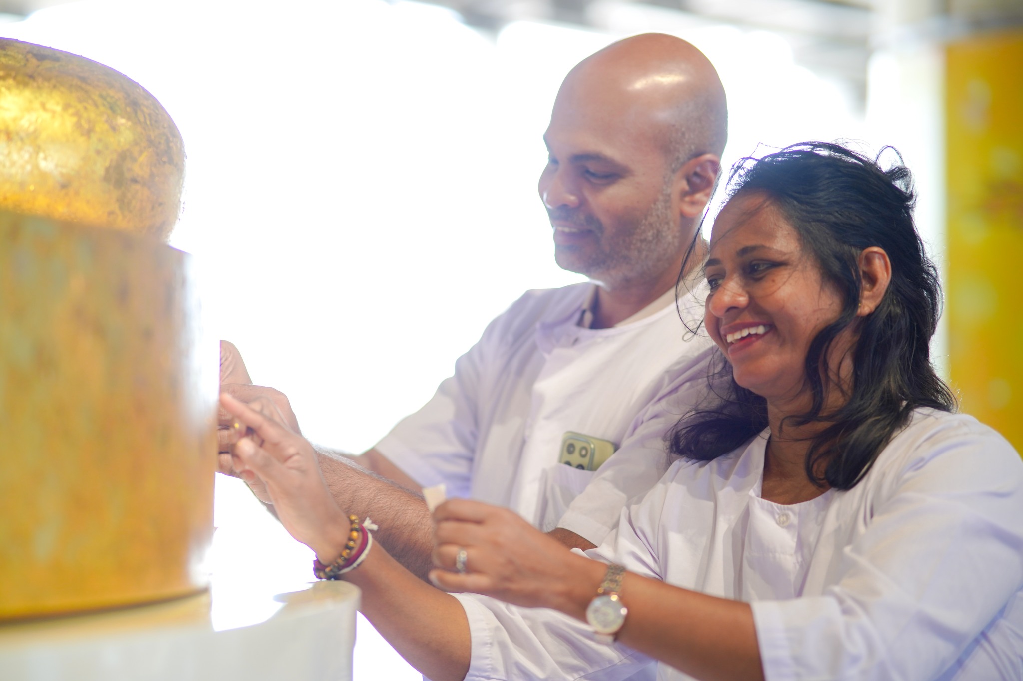 ชาวศรีลังกา เดินทางมาเยี่ยมชมวัดพระธรรมกาย