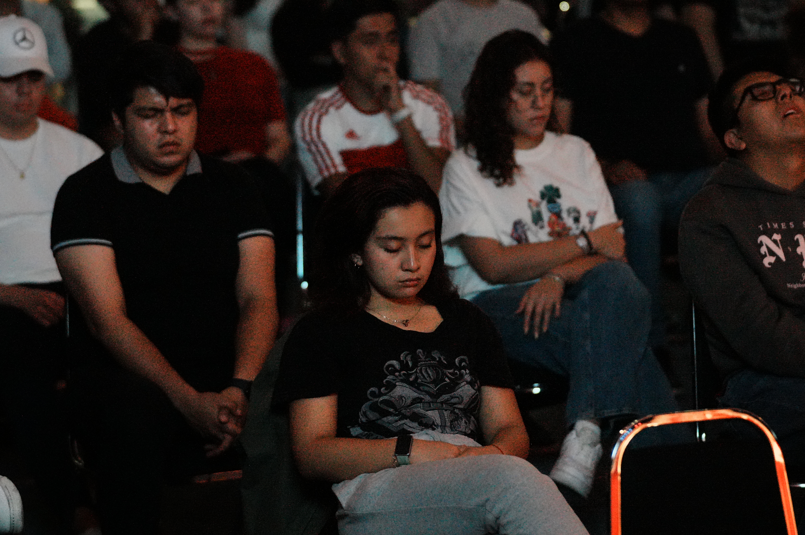 วัดพระธรรมกายเม็กซิโก จัดคลาสปฏิบัติธรรม ณ มหาวิทยาลัยยูนิเวอร์ซิดาด เด วาเย่ เด