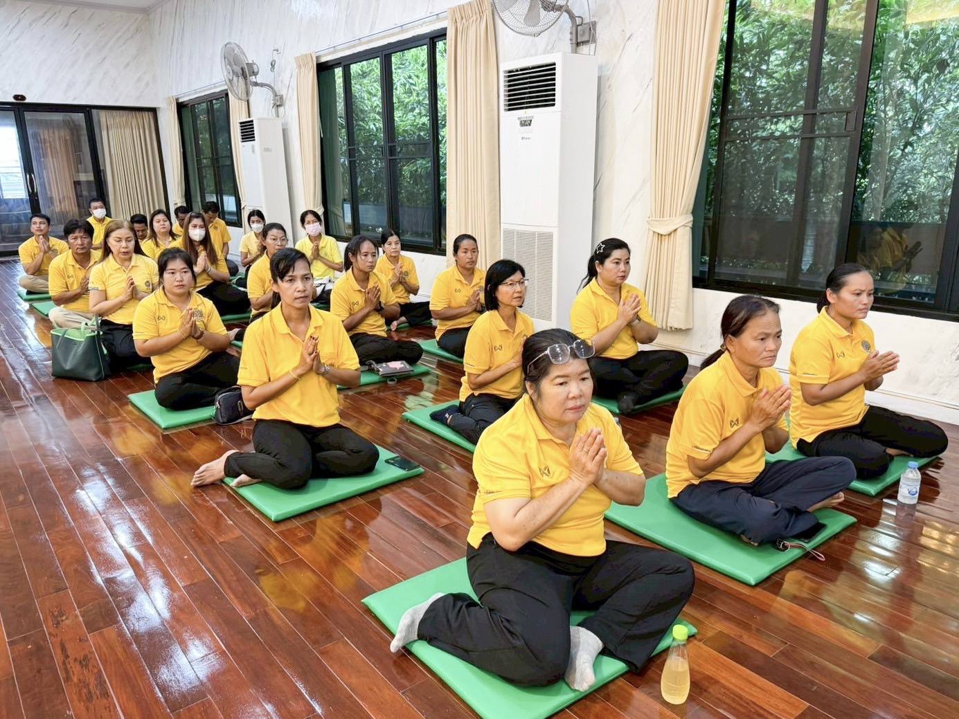 พิธีเจริญพระพุทธมนต์เฉลิมพระเกียรติ ณ วัดหัตถสารเกษตร จ.ปทุมธานี