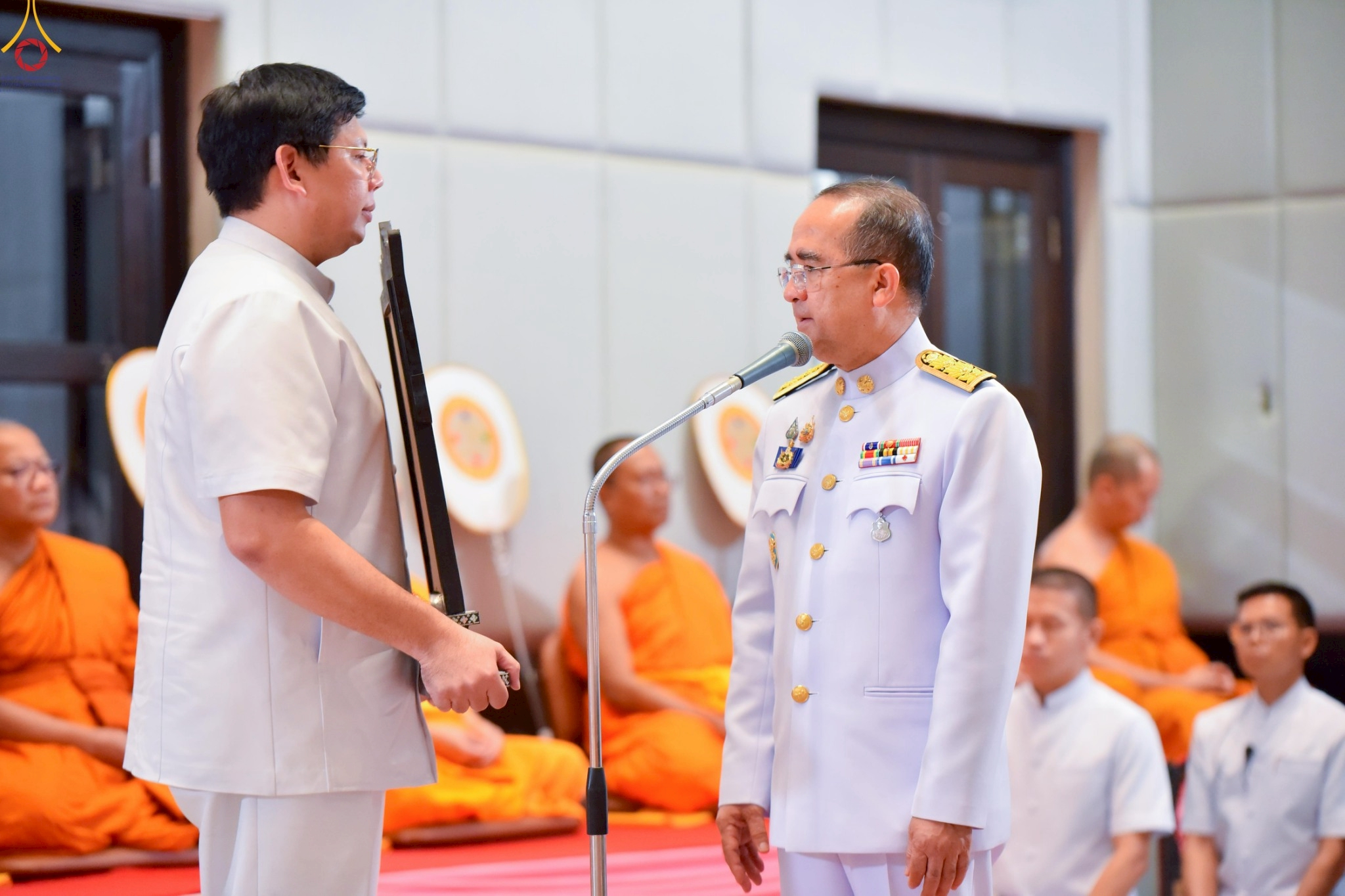 นายสมคิด จันทมฤก ผู้ว่าราชการจังหวัดปทุมธานี เป็นประธานฆราวาส