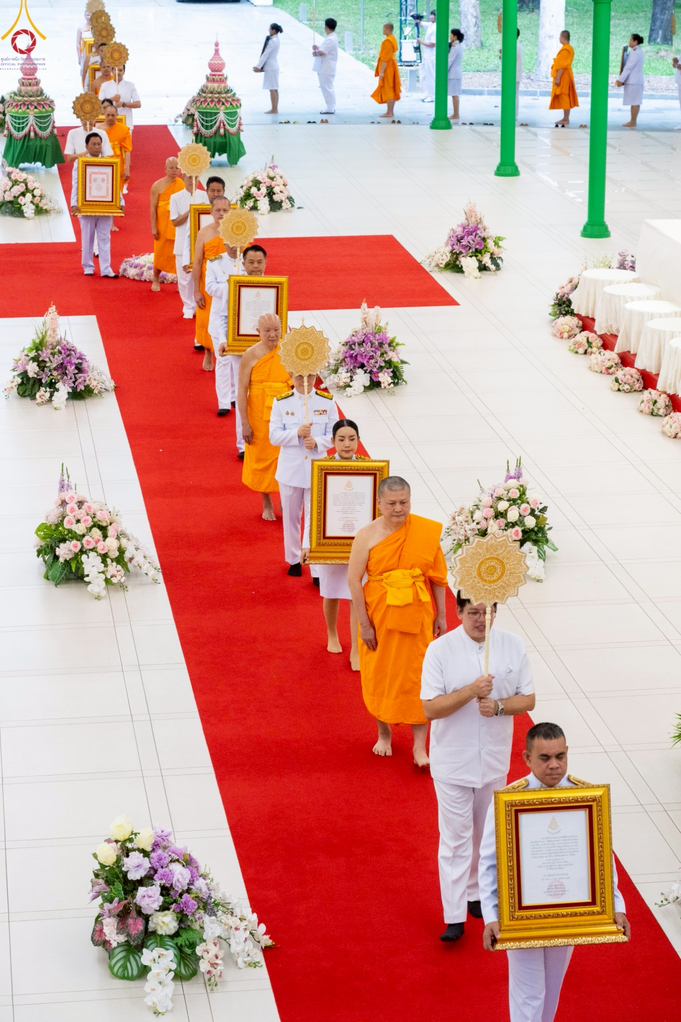 พิธีต้อนรับสัญญาบัตร พัดยศ พระครูสัญญาบัตรสายต่างประเทศวัดพระธรรมกาย จำนวน 19 รูป