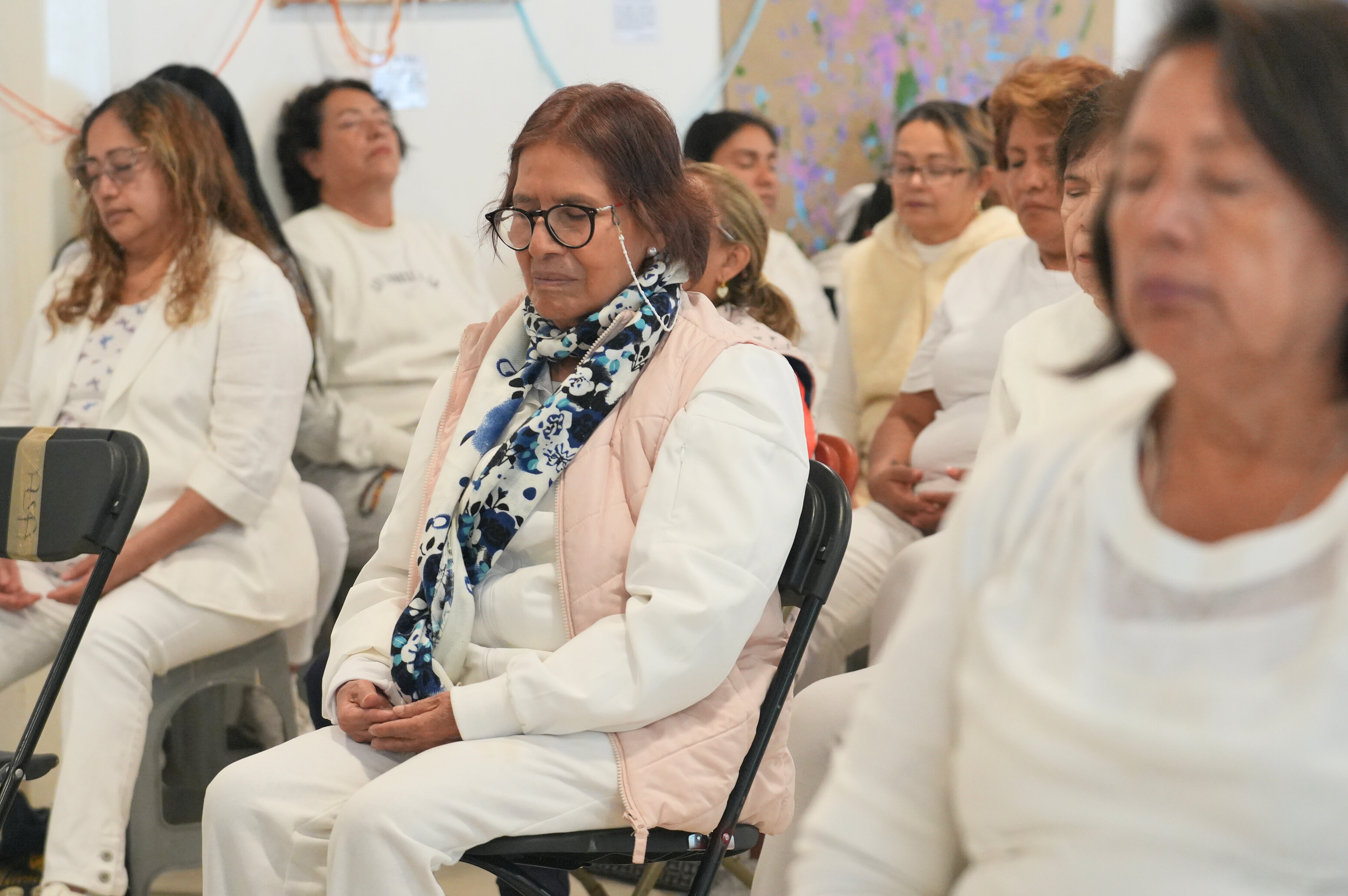 วัดพระธรรมกายเม็กซิโก จัดคลาสปฏิบัติธรรมให้ชาวท้องถิ่น