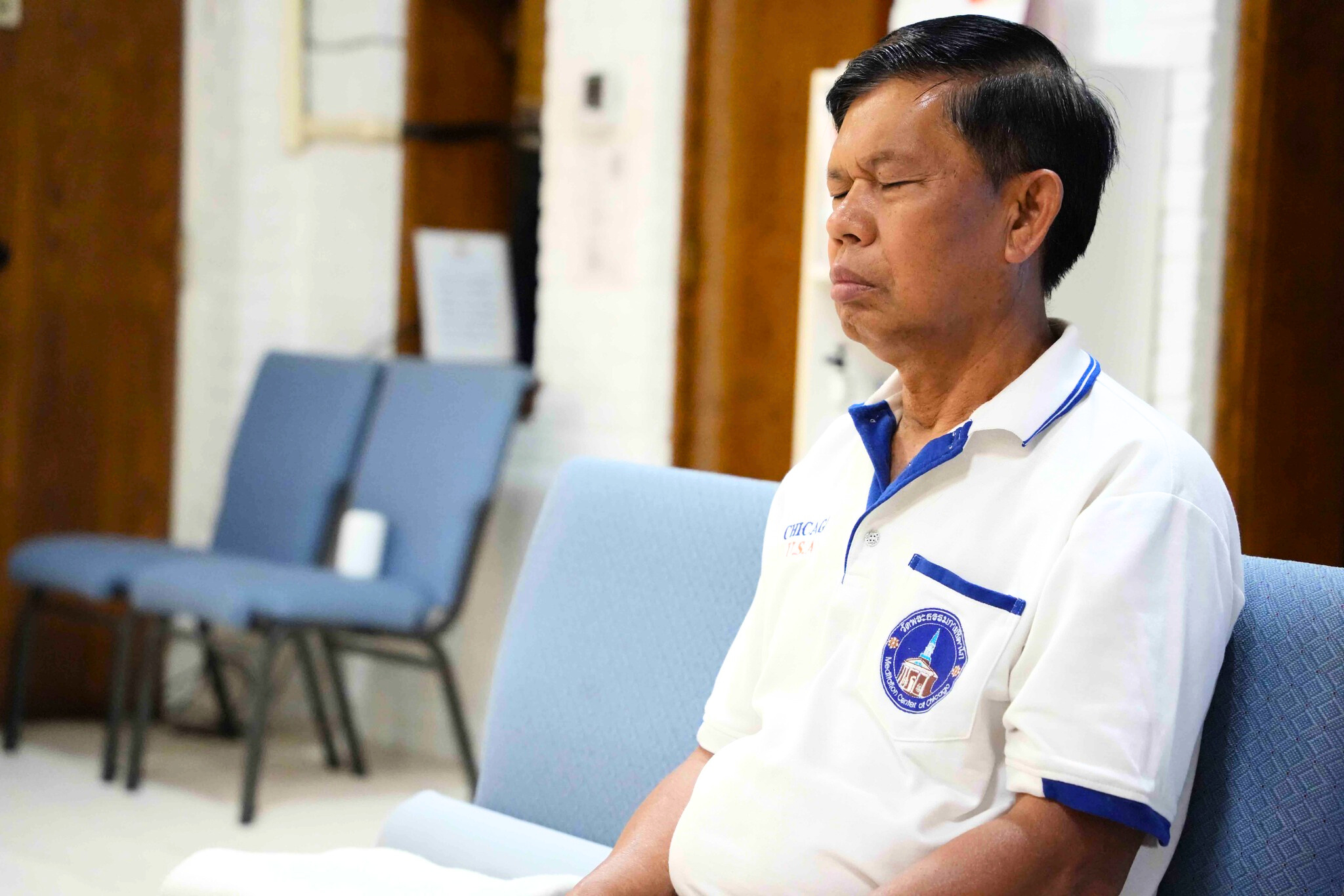 วัดพระธรรมกายชิคาโก จัดพิธีถวายกองบุญข้าวสาร