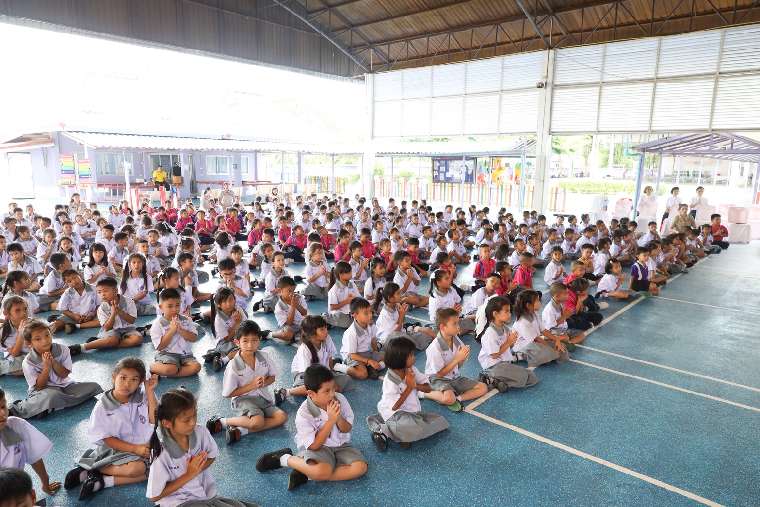 อำเภอคลองหลวง ร่วมกับ คณะสงฆ์อำเภอคลองหลวง น้อมนำหลักธรรมพระราชทาน ธรรมนาวา “วัง” สู่เครือข่าย “บวร” 