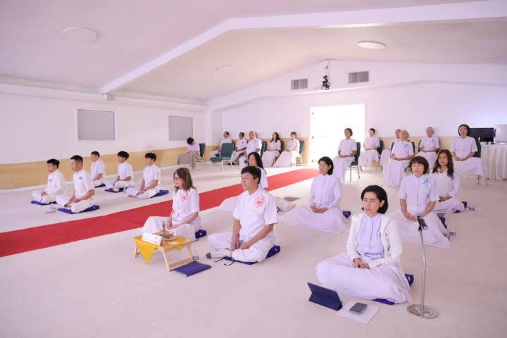 วัดพระธรรมกายจอร์เจีย จัดงานบุญบูชาข้าวพระ