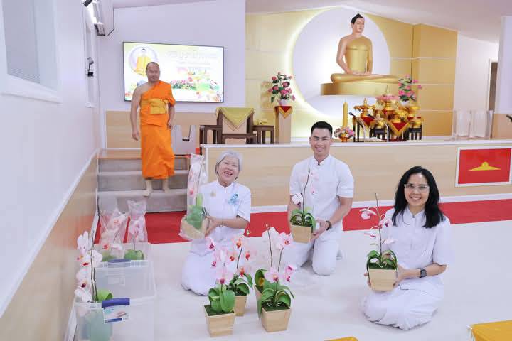 วัดพระธรรมกายจอร์เจีย จัดงานบุญบูชาข้าวพระ