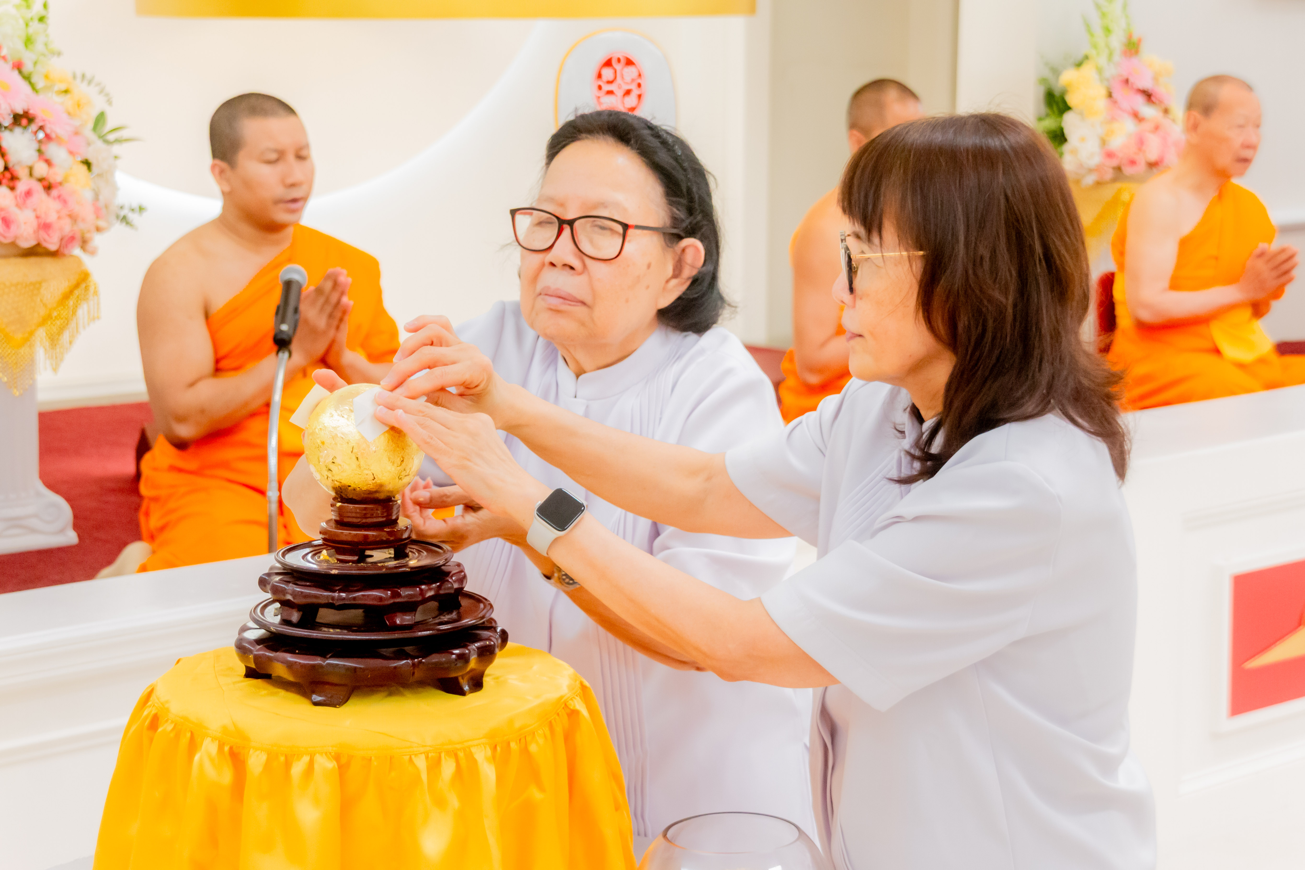 วัดพระธรรมกายนิวเจอร์ซี จัดงานบุญบูชาข้าวพระ