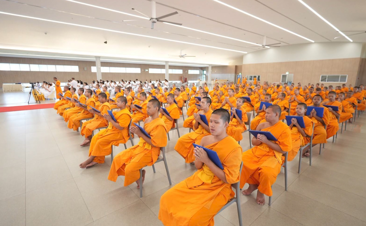 พิธีมอบใบประกาศนียบัตรนักธรรมเอก - ธรรมศึกษา