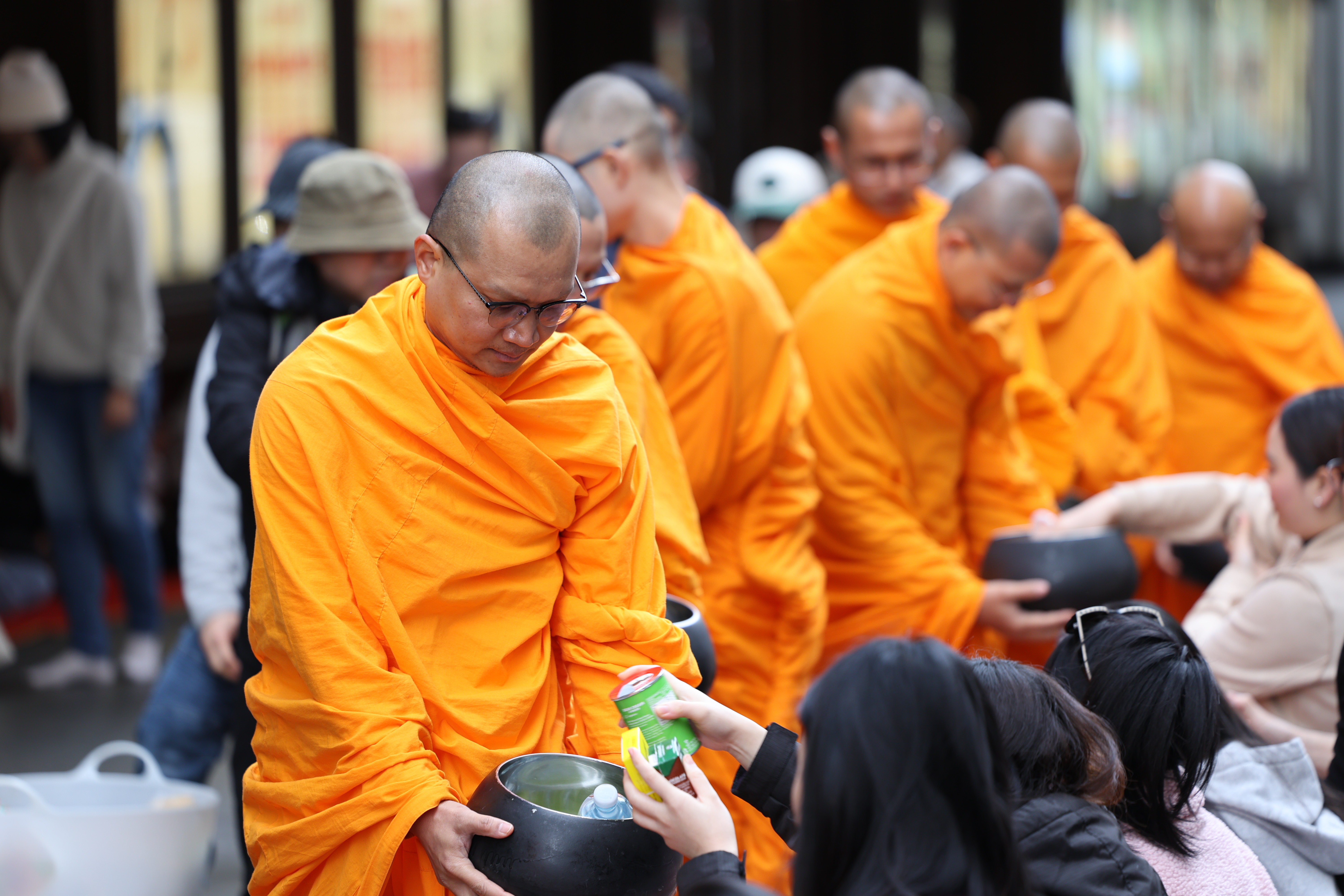 วัดพระธรรมกายนครซิดนีย์ จัดพิธีถวายเทียนพรรษา