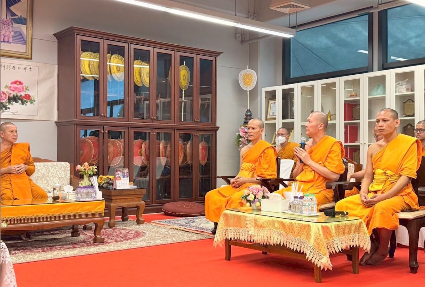 ผู้บริหารสำนักเรียนวัดอาวุธวิกสิตาราม ศึกษาดูงานโรงเรียนพระปริยัติธรรมวัดพระธรรมกาย