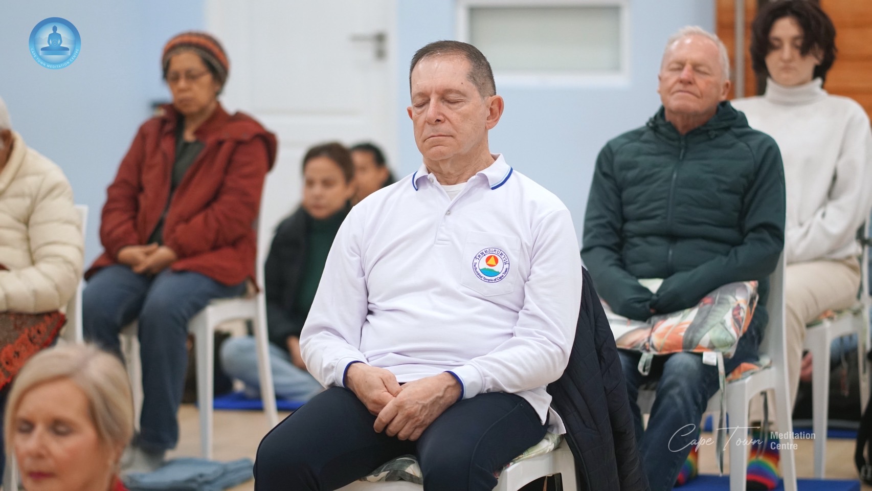 วัดพุทธเคปทาวน์ จัดคลาสสมาธิชาวท้องถิ่น