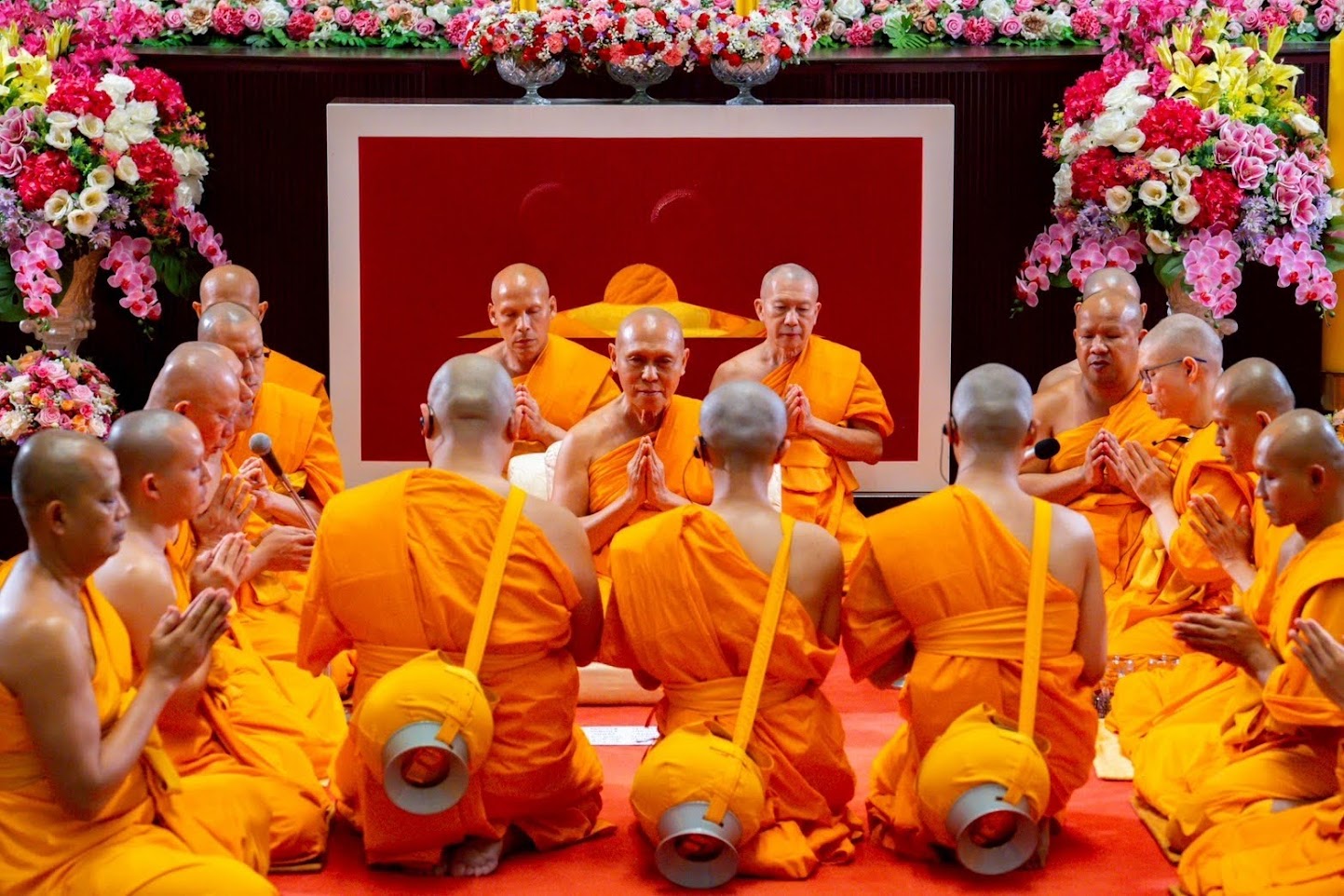 International ordination for 117 ordinands at Wat Phra Dhammakaya