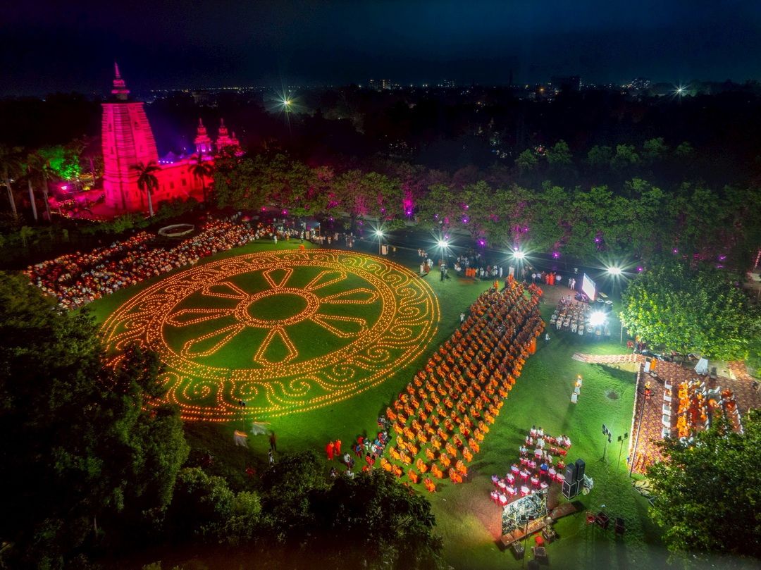 Mass ordination for 300 novices in India