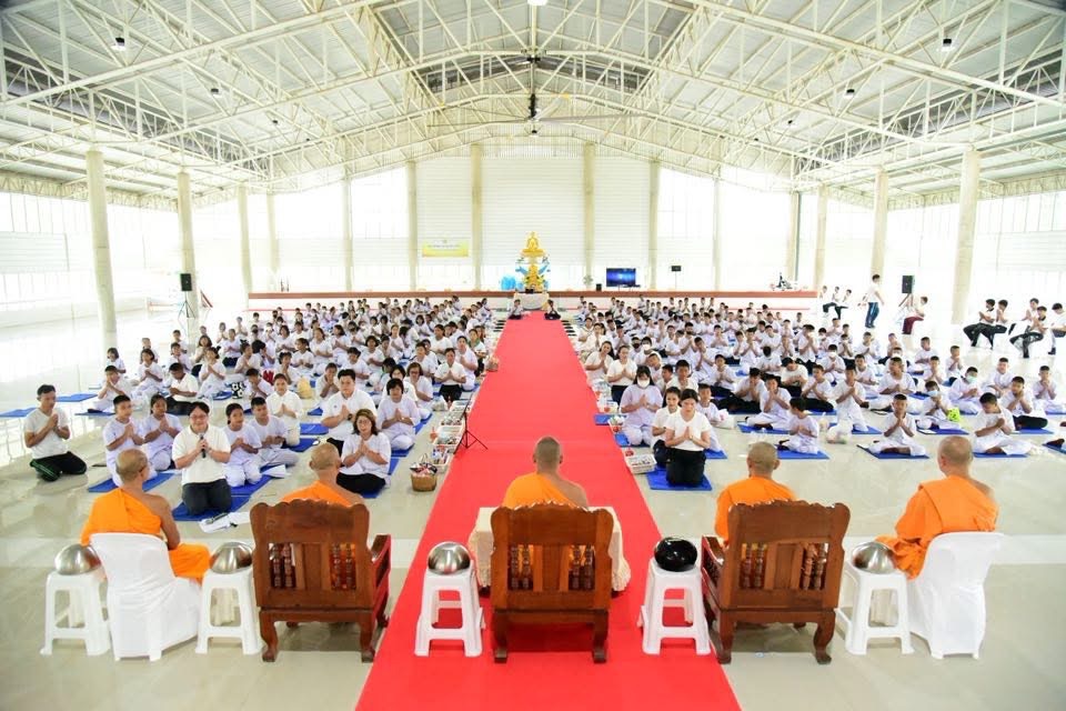 โครงการค่ายปฏิบัติธรรมเฉลิมพระเกียรติ ต้านยาเสพติดในสถานศึกษา ณ ณธุดงคสถานนครสวรรค์