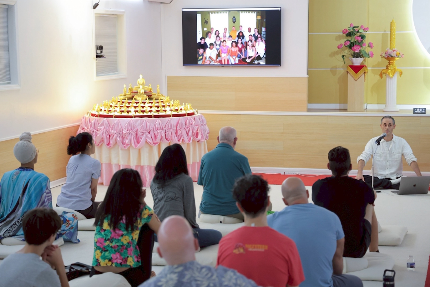 วัดพระธรรมกายจอร์เจีย จัดกิจกรรมนั่งสมาธิสำหรับชาวท้องถิ่น