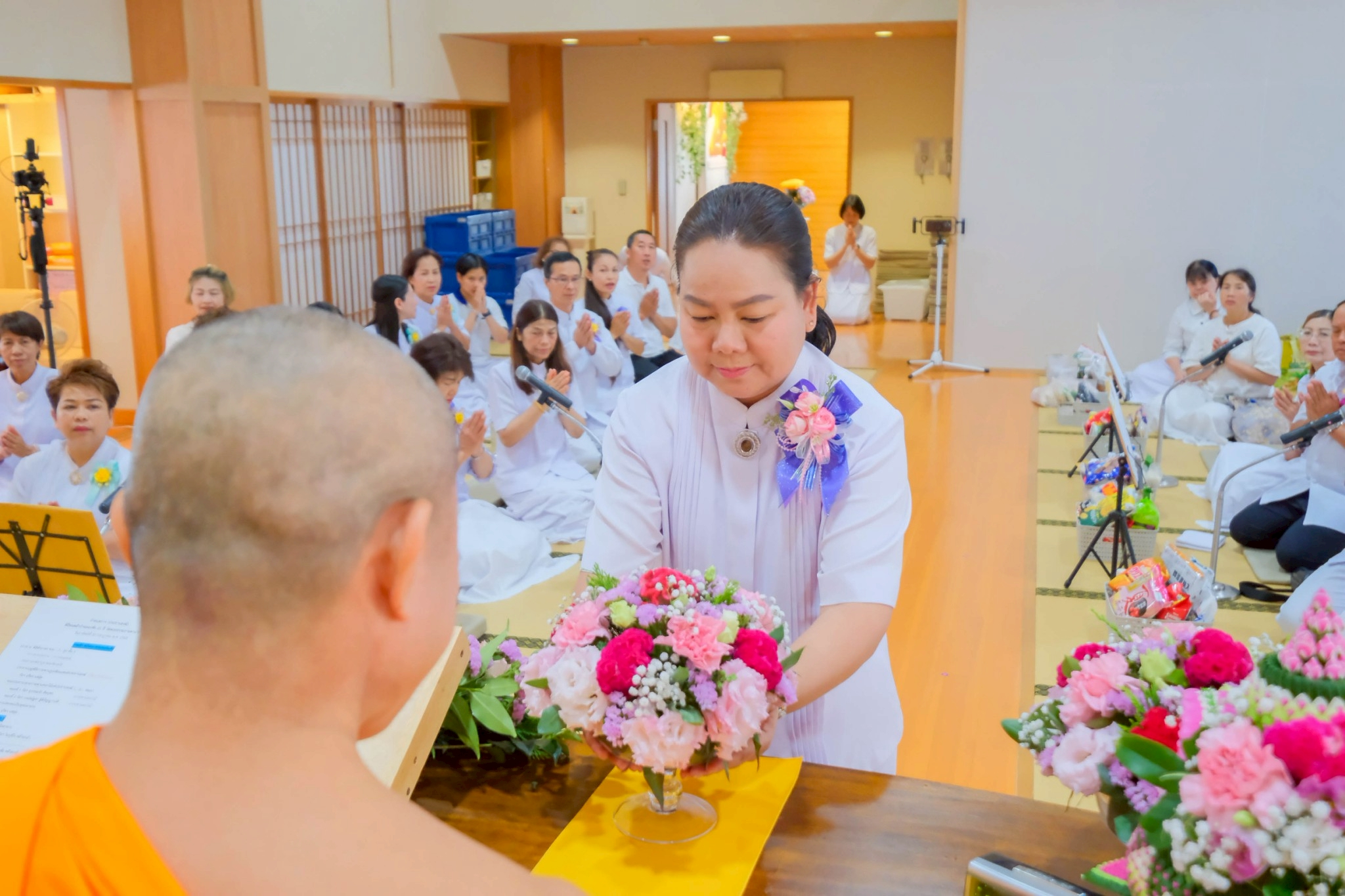 วัดพระธรรมกายคานากาว่า จัดพิธีทอดผ้าป่าฉลองชัยครบรอบ 21 ปี เพื่อบูรณะพื้นวัด