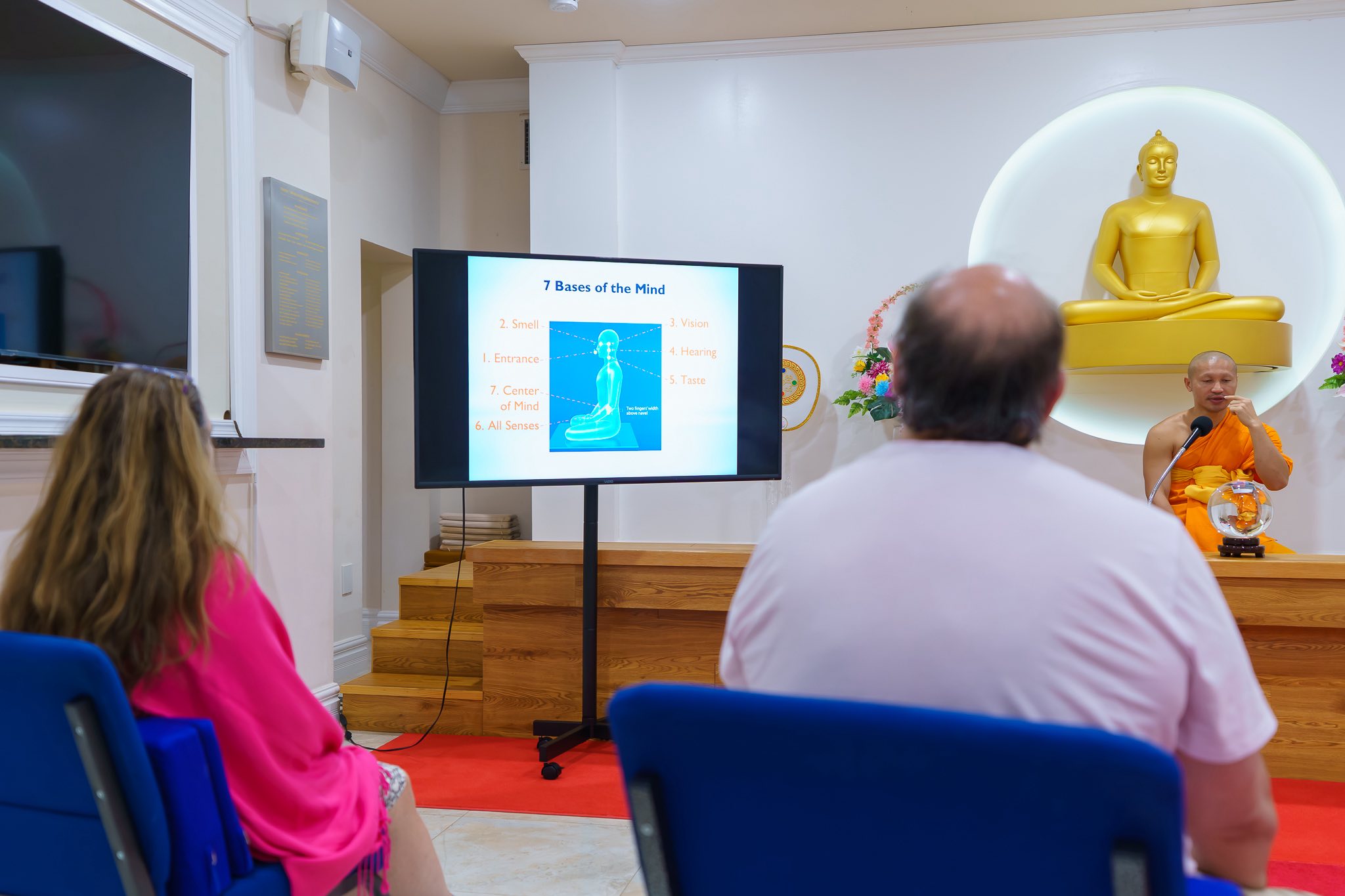 วัดพระธรรมกายปาล์มบีช จัดปฏิบัติธรรมชาวท้องถิ่น