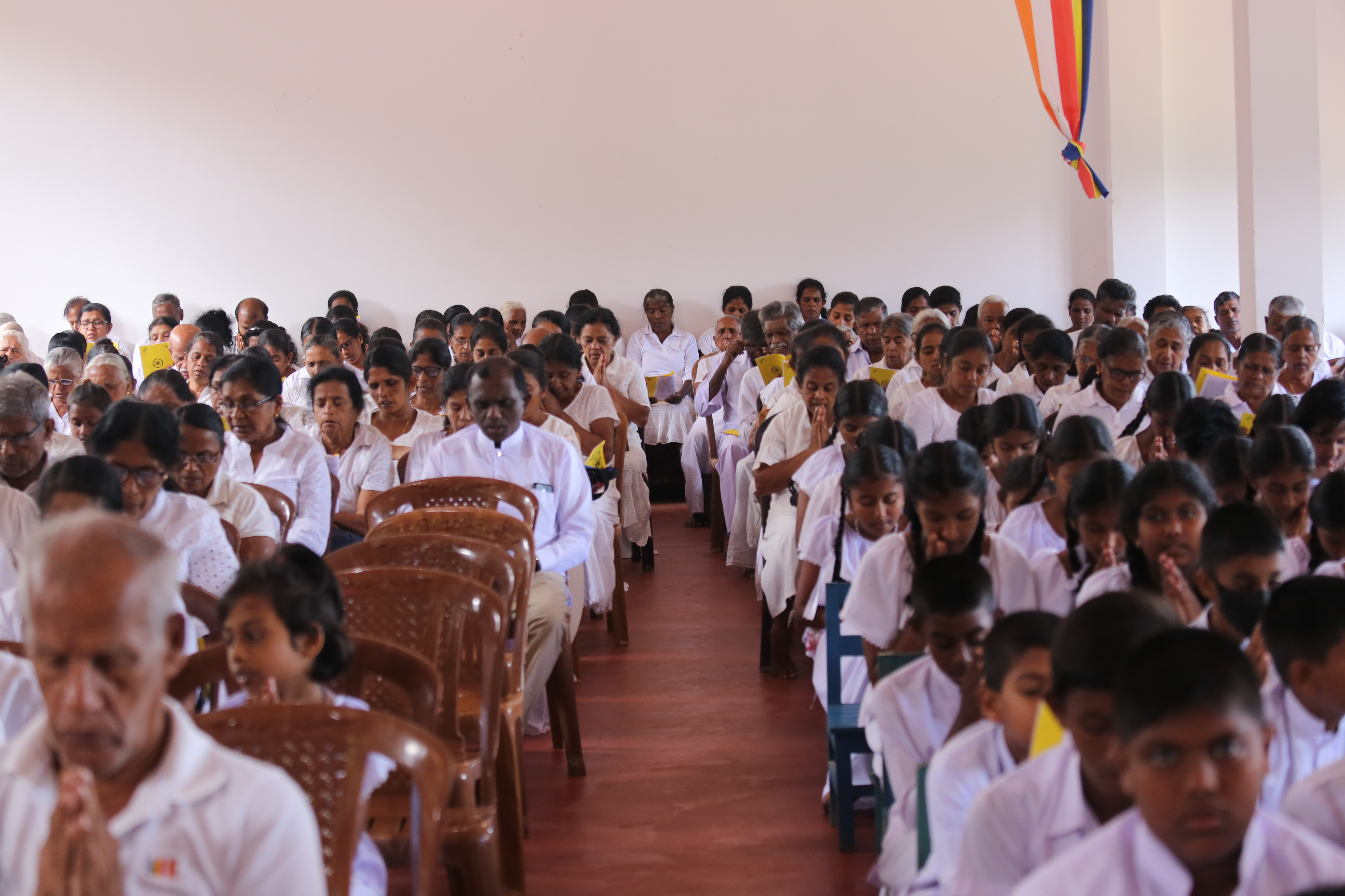 พิธีเปิดสวดธัมมจักกัปปวัตตนสูตร ณ วัดสุคตารามายะ ศรีลังกา