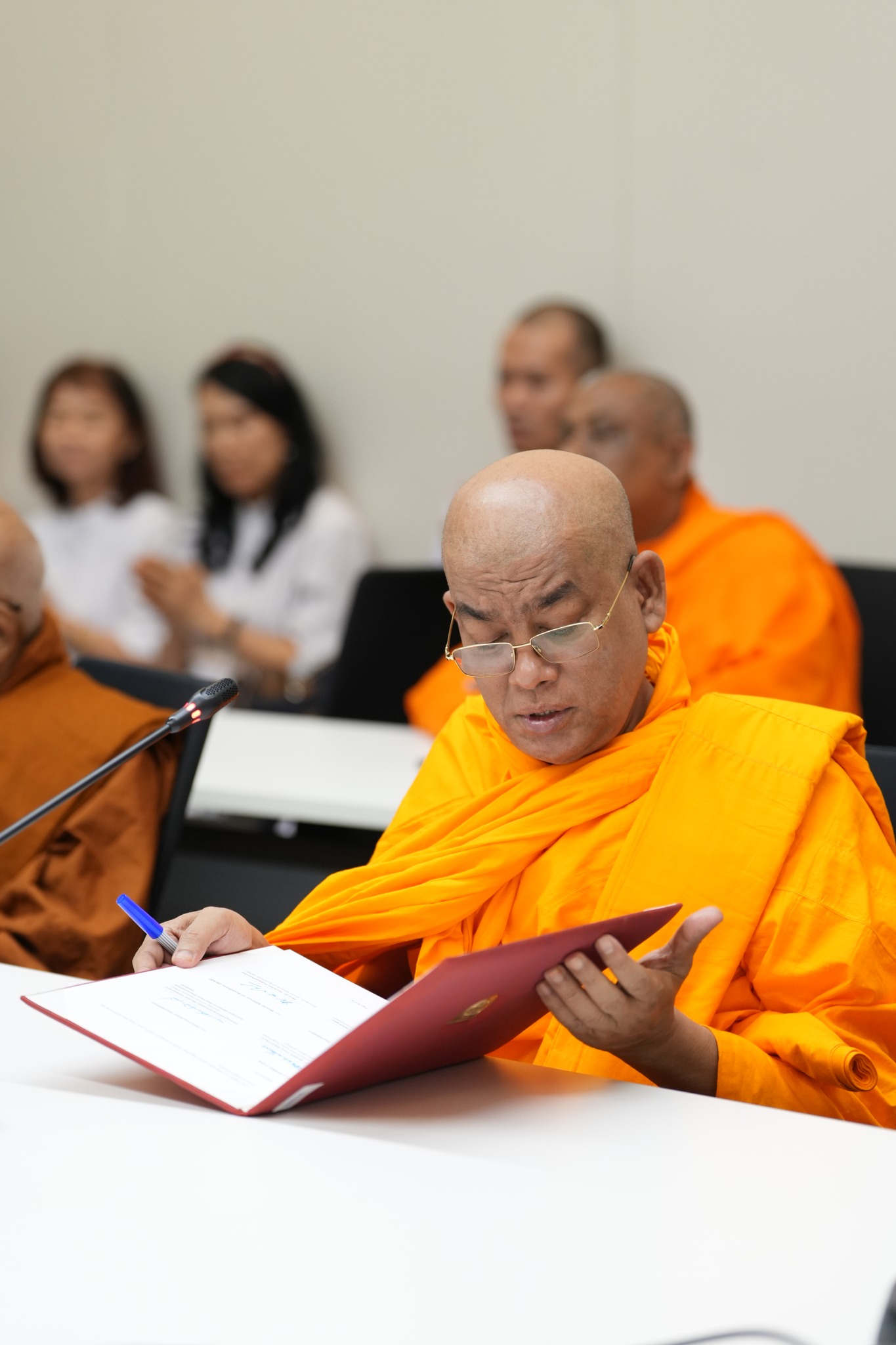 วัดพระธรรมกาย-องค์กรพุทธโลก เซ็น MOU 3 ประเทศ สวดธรรมจักร สร้างเครือข่ายสันติภาพโลก