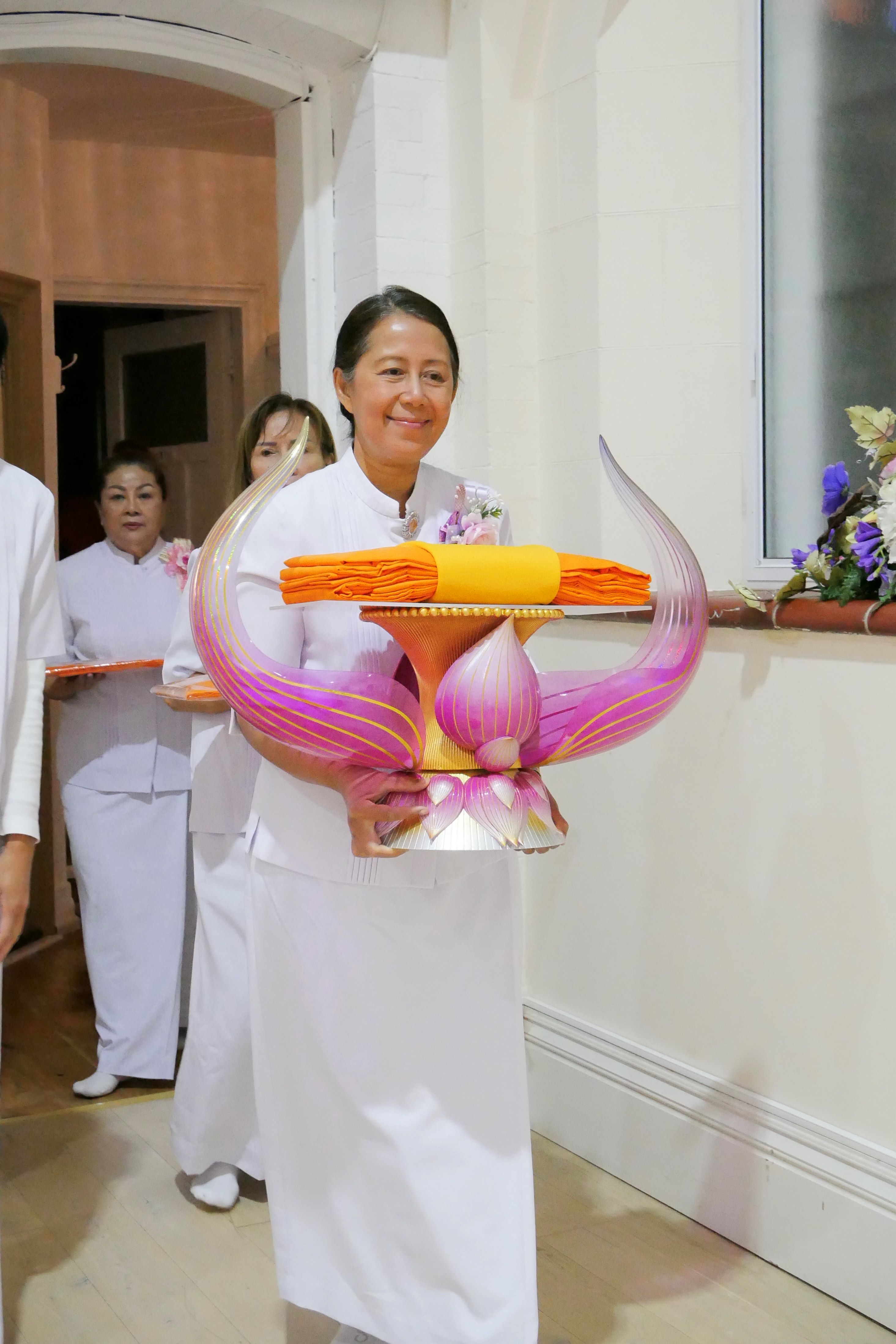 วัดพระธรรมกายแมนเชสเตอร์ จัดงานบุญบูชาข้าวพระ