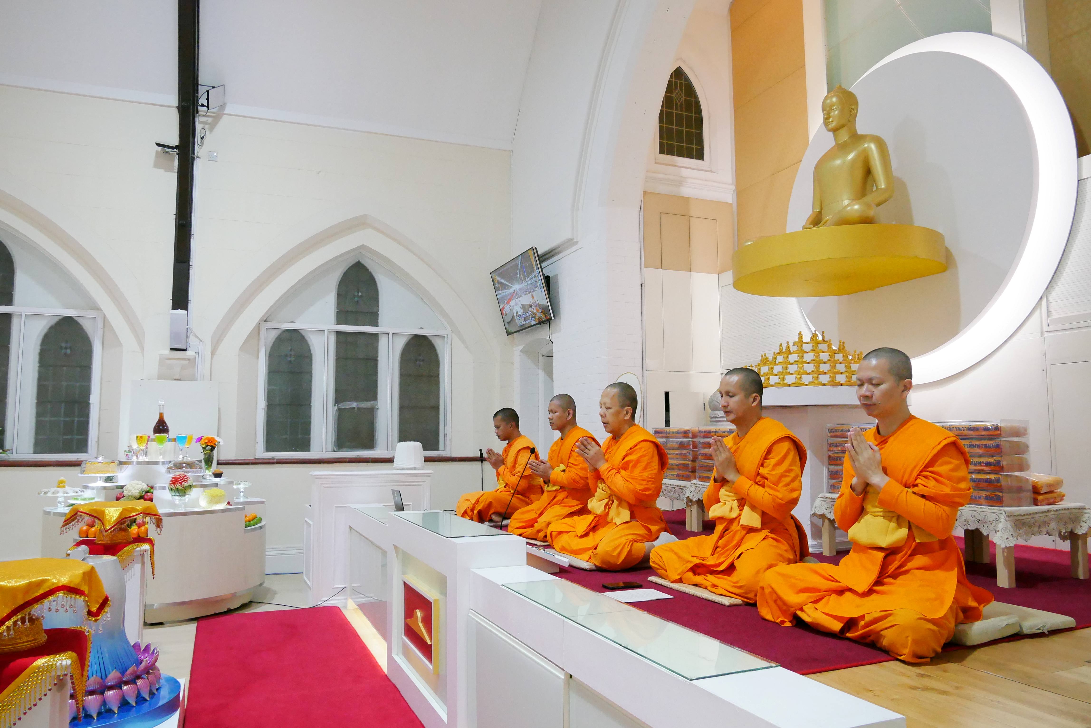 วัดพระธรรมกายแมนเชสเตอร์ จัดงานบุญบูชาข้าวพระ