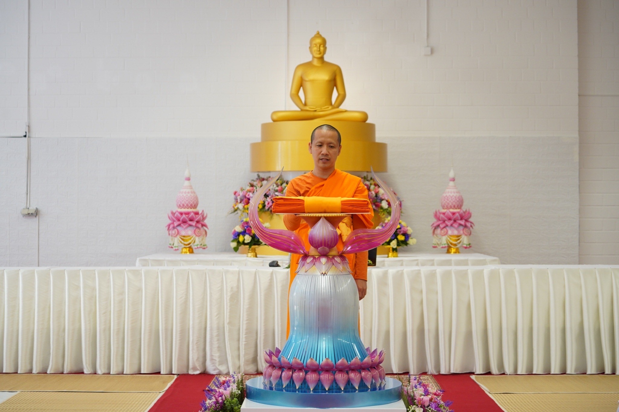 วัดพุทธนอร์ดไรน์-เวสท์ฟาเรน จัดงานบุญบูชาข้าวพระ