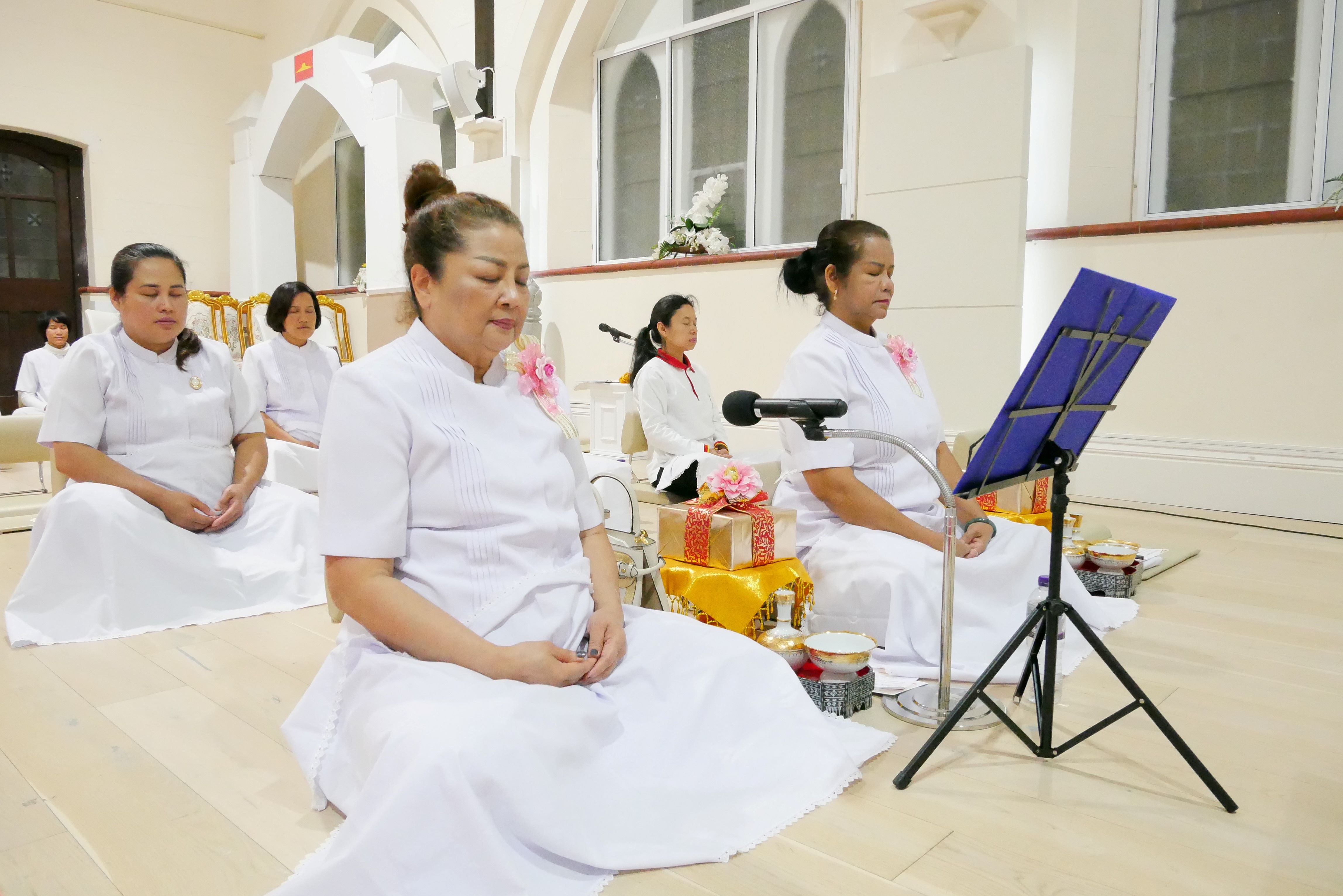 วัดพระธรรมกายแมนเชสเตอร์ จัดงานบุญบูชาข้าวพระ