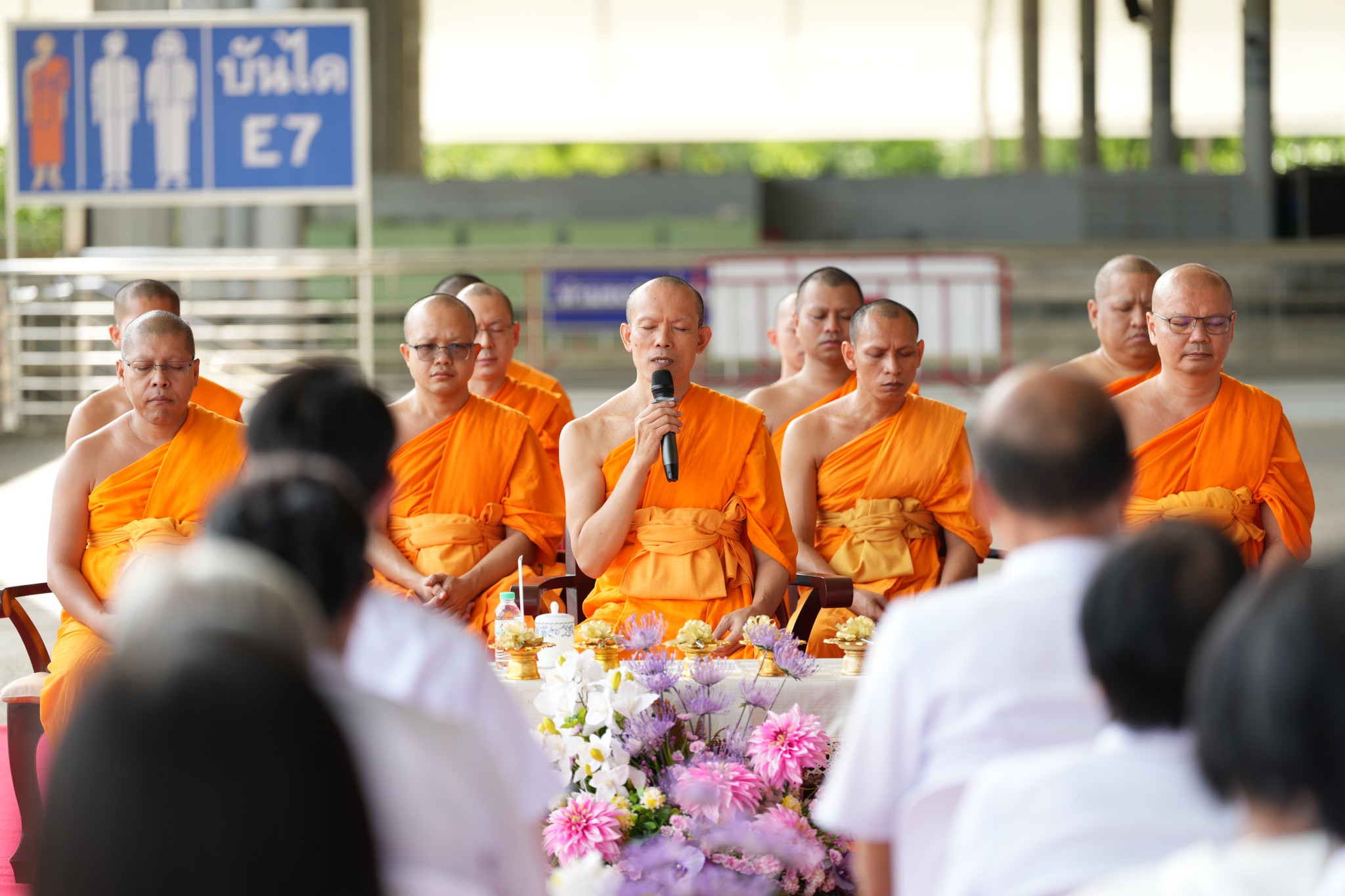 พระมหาสุธรรม สุรตโน เปรียญธรรม 9 ประโยค, ดร. พระอาจารย์ใหญ่โรงเรียนพระปริยัติธรรม เป็นประธานสงฆ์ นำปฏิบัติธรรม กลั่นกาย ใจให้บริสุทธิ์ หยุดนิ่ง