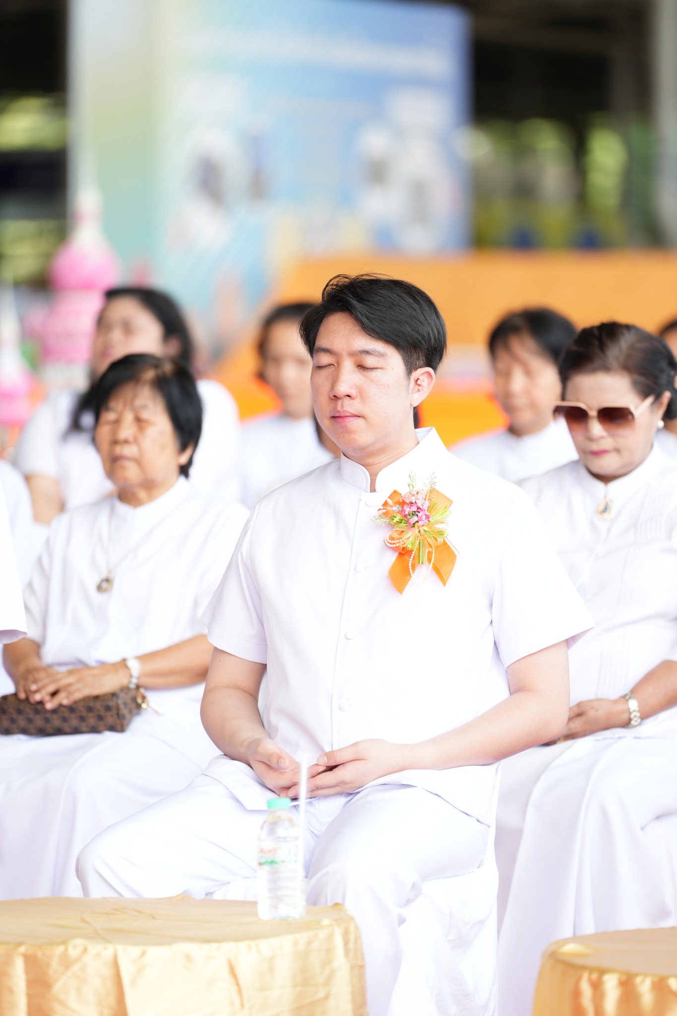 ปฏิบัติธรรม กลั่นกาย ใจให้บริสุทธิ์ หยุดนิ่ง