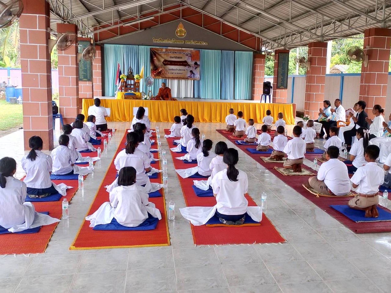 ชมรมพุทธรักษาจังหวัดสงขลา จัดค่ายพุทธรักษาน้อย รุ่นที่ 1/2568