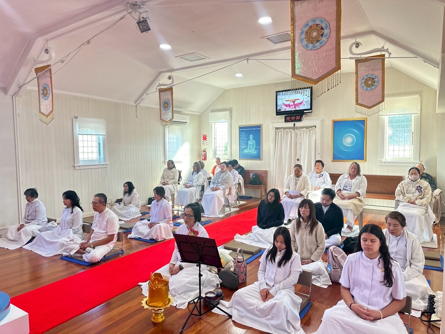 นั่งสมาธิ เพื่อกลั่นใจให้บริสุทธิ์ผ่องใส