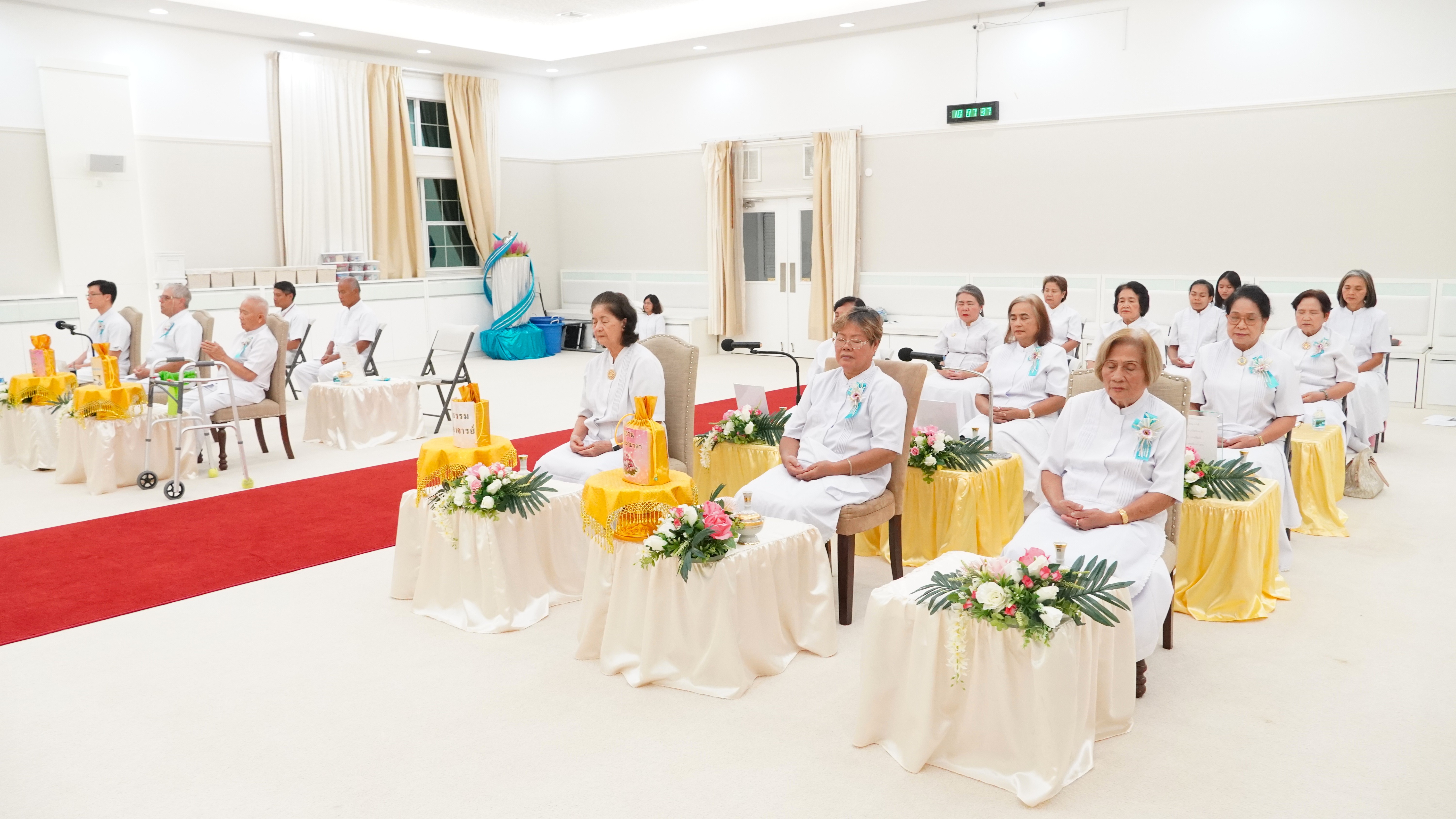 วัดพระธรรมกายฟลอริดา จัดงานบุญบูชาข้าวพระ