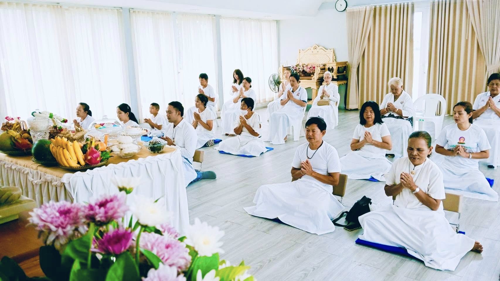 ศูนย์ปฏิบัติธรรมนานาชาติสะเดา จัดพิธีบูชาข้าวพระ