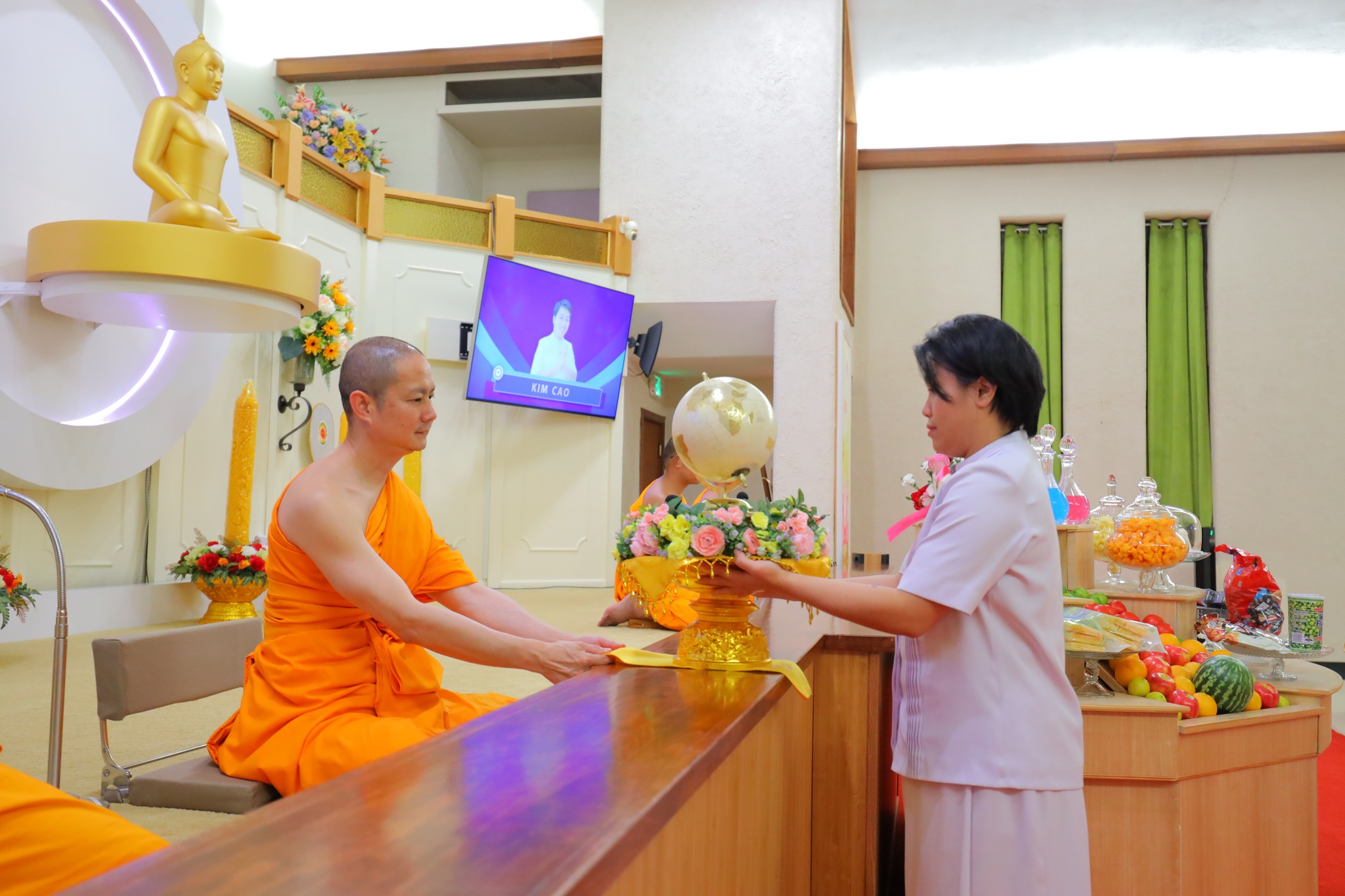 วัดพระธรรมกายแคนซัส จัดงานบุญบูชาข้าวพระ