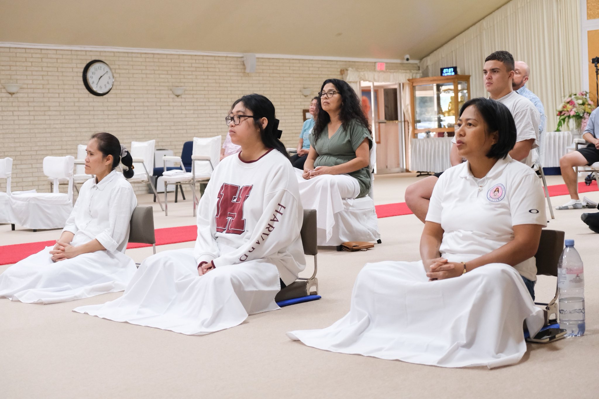 วัดพระธรรมกายเท็กซัส จัดคลาสสมาธิแก่ชาวท้องถิ่น