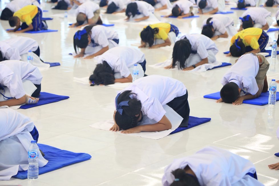 ปฐมนิเทศโครงการประกวดนักเรียนมารยาทงามสืบสานวัฒนธรรมชาวพุทธ ณ ศูนย์ปฏิบัติธรรมภาคใต้