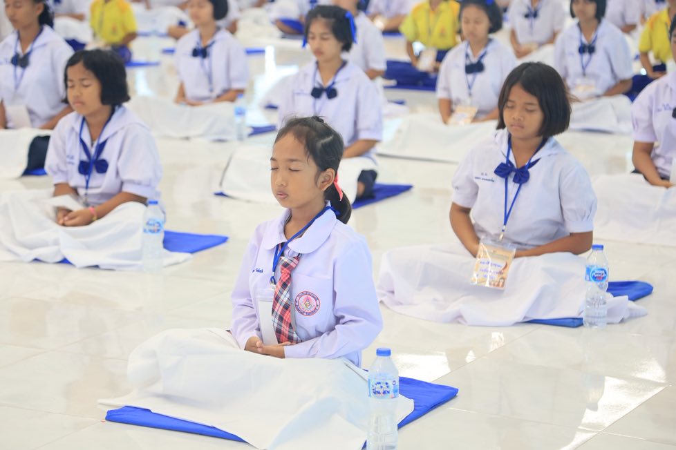 ปฐมนิเทศโครงการประกวดนักเรียนมารยาทงามสืบสานวัฒนธรรมชาวพุทธ ณ ศูนย์ปฏิบัติธรรมภาคใต้