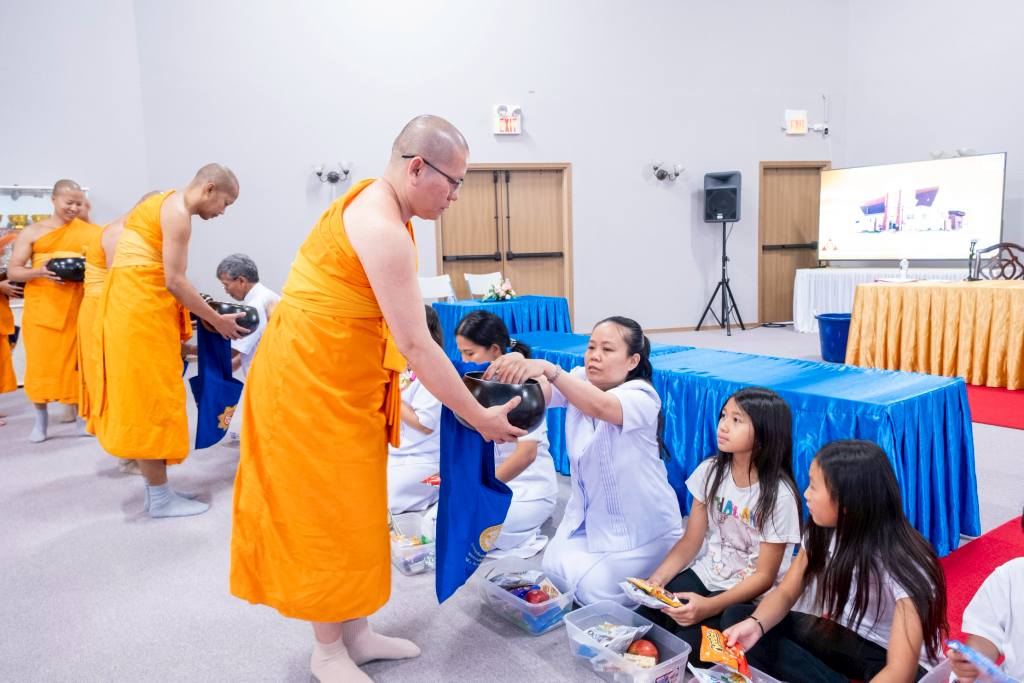 วัดพระธรรมกายมินเนโซตา จัดกิจกรรมงานบุญวันอาทิตย์