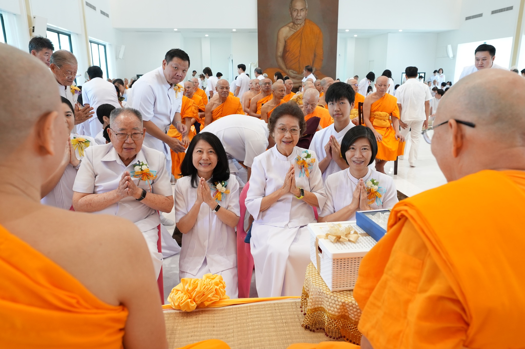 ศูนย์ปฏิบัติธรรมพระมงคลเทพมุนี จัดพิธีเจริญพระพุทธมนต์ ฉลองอาคาร 108 ปี ครูผู้ค้นพบวิชชาธรรมกาย