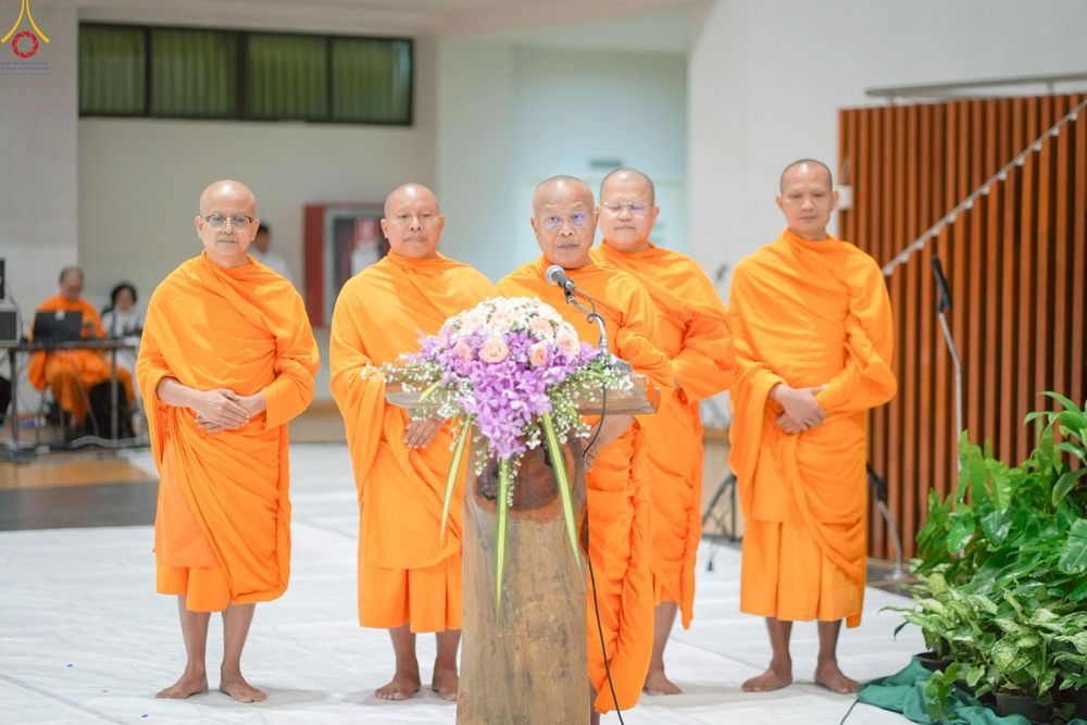 งานสัมมนาคณะสงฆ์ 9 จังหวัดภาคเหนือ เพื่อฟื้นฟูพระพุทธศาสนา โครงการทอดกฐินสามัคคี 30,000 วัดทั่วไทย