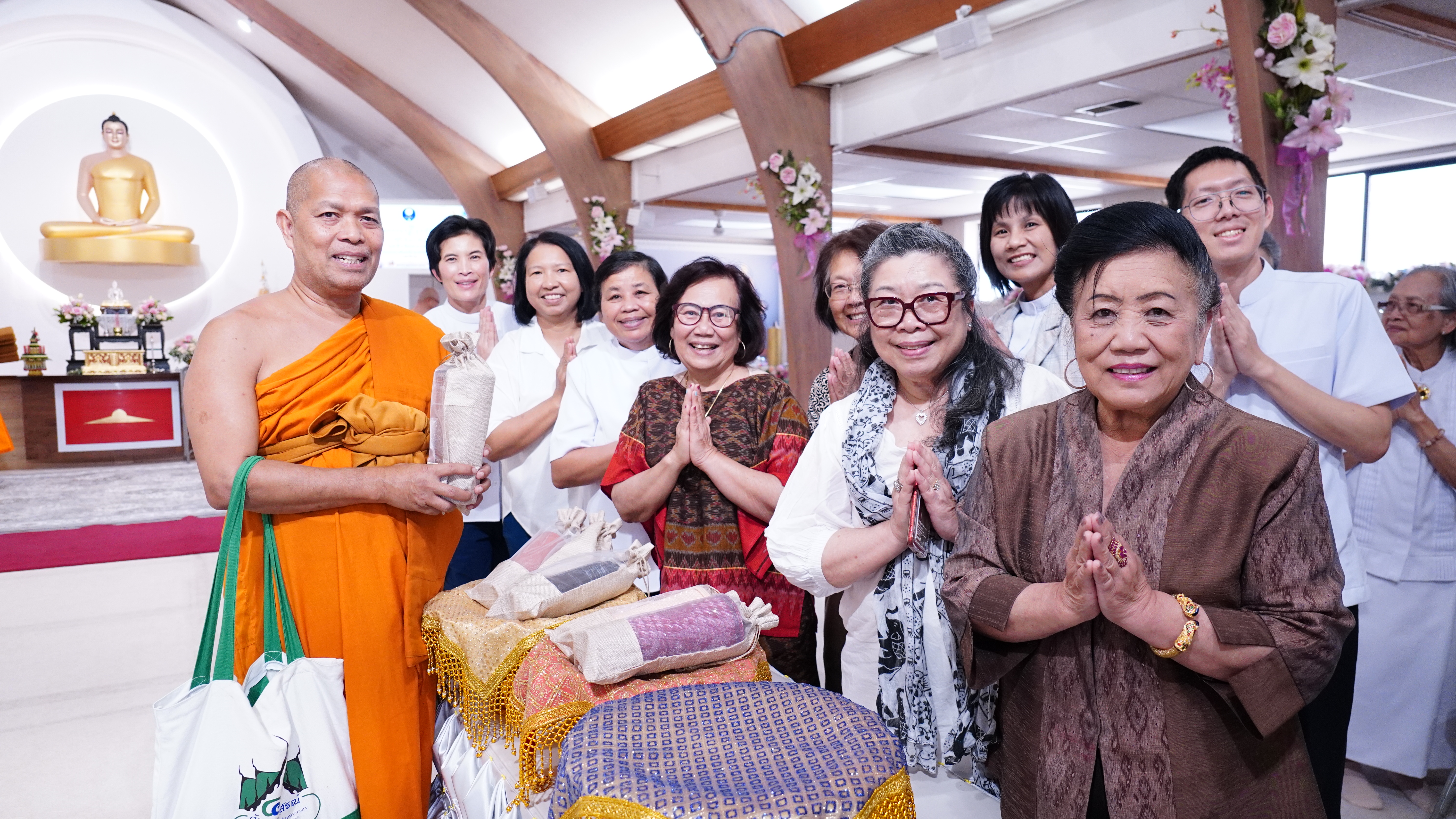 คณะสงฆ์รัฐวอชิงตันและออเรกอน ร่วมพิธีลงพระปาฏิโมกข์สัญจร ณ วัดพระธรรมกายซีแอตเติล