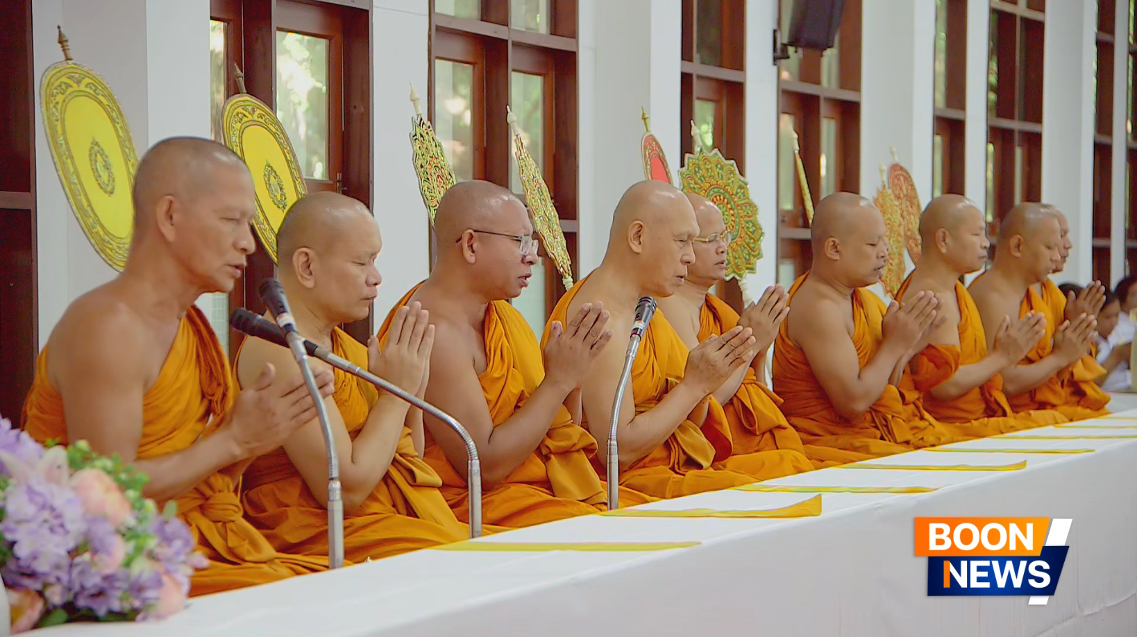 พระครูวิจิตรอาภากร เจ้าคณะอำเภอคลองหลวง เจ้าอาวาสวัดสว่างภพ เป็นประธานสงฆ์