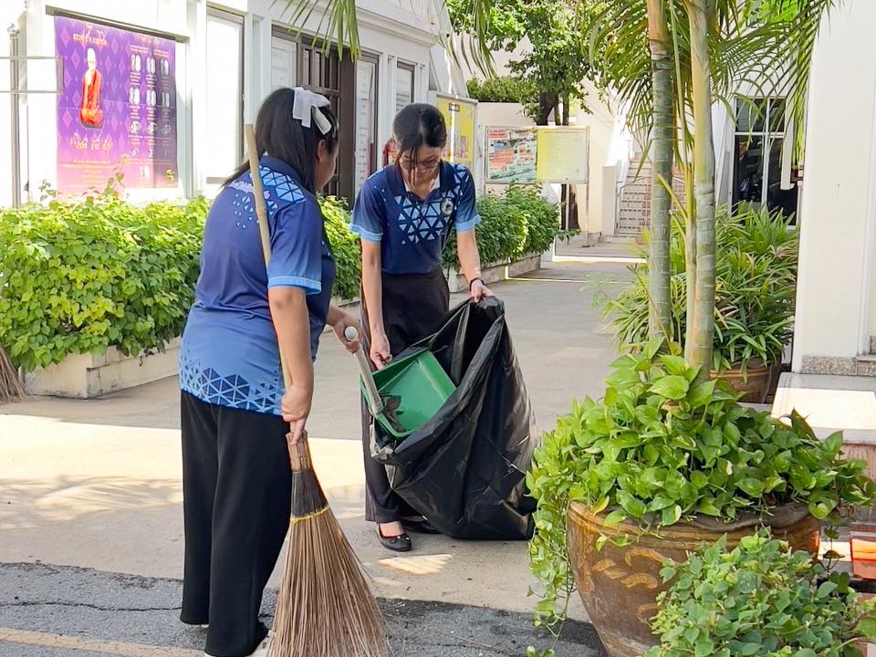 เครือข่ายโครงการวัด ประชา รัฐ สร้างสุข ทั่วประเทศ จัด Big Cleaning Day และพิธีเจริญพระพุทธมนต์