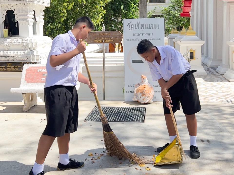 เครือข่ายโครงการวัด ประชา รัฐ สร้างสุข ทั่วประเทศ จัด Big Cleaning Day และพิธีเจริญพระพุทธมนต์