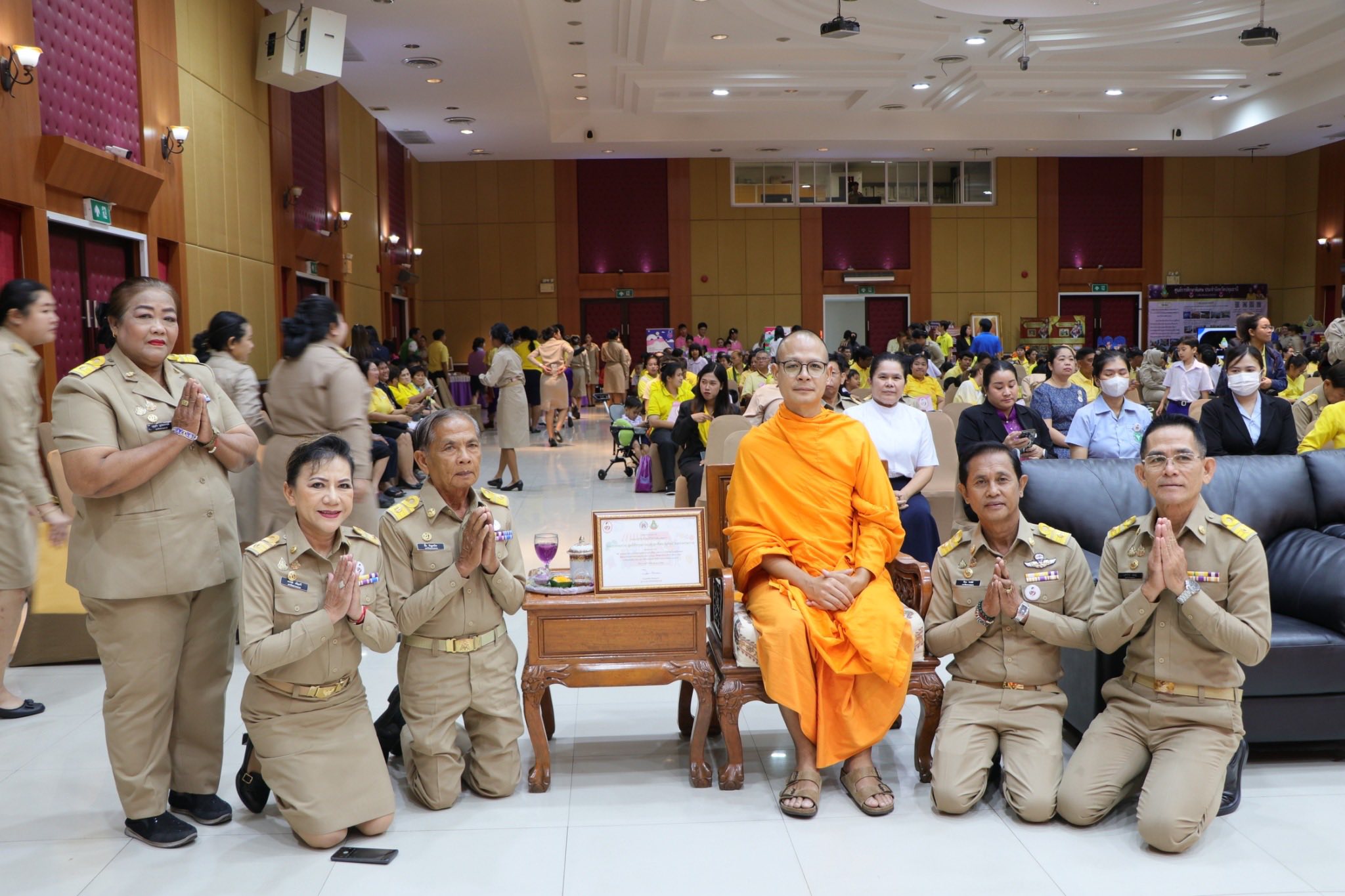 วัดพระธรรมกาย มูลนิธิธรรมกาย ร่วมสนับสนุนกิจกรรมเพื่อเด็กพิเศษในมูลนิธิคุณพุ่ม