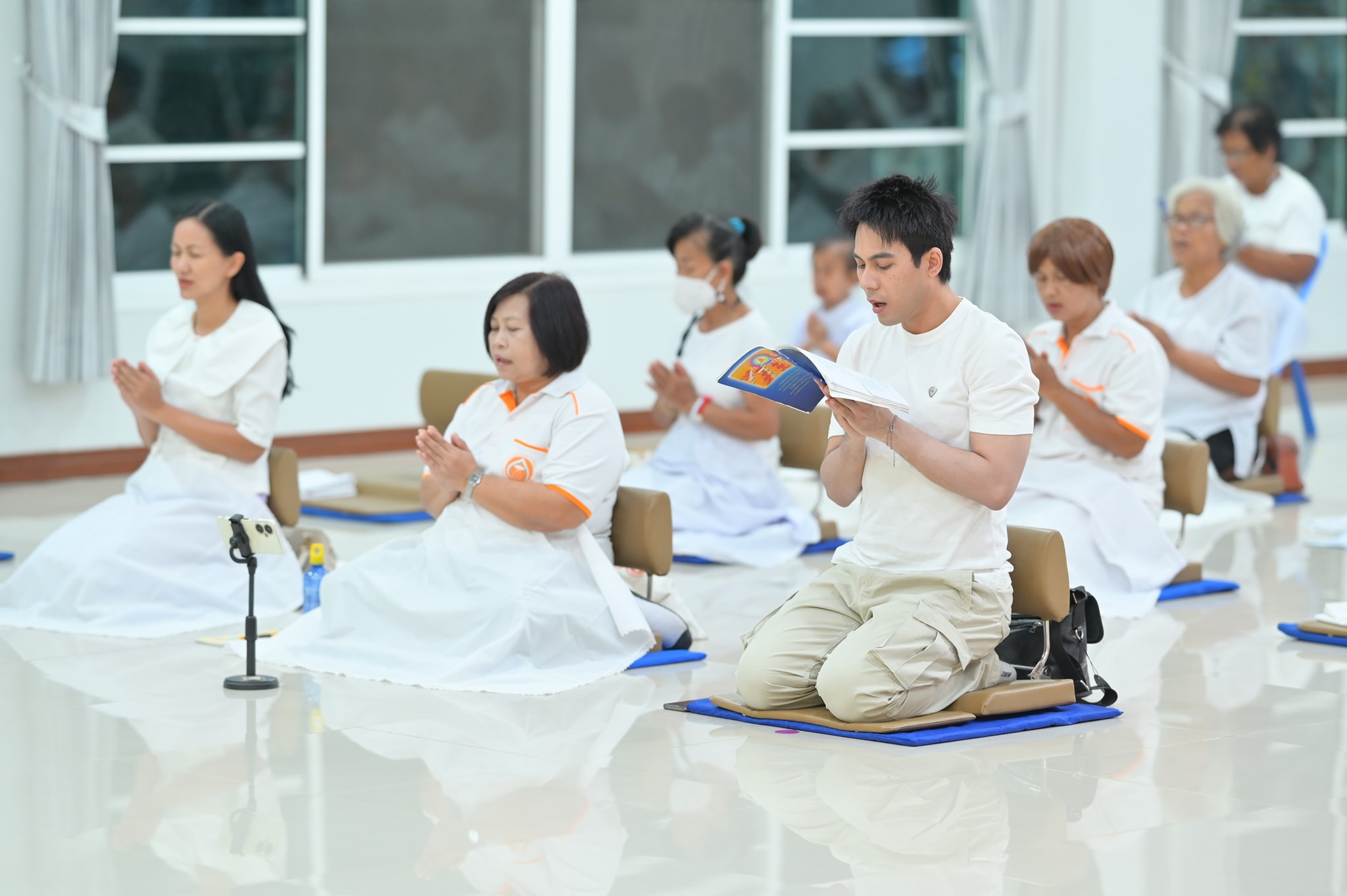 ศูนย์ปฏิบัติธรรมพนมสารคาม จัดปฏิบัติธรรมประจำสัปดาห์